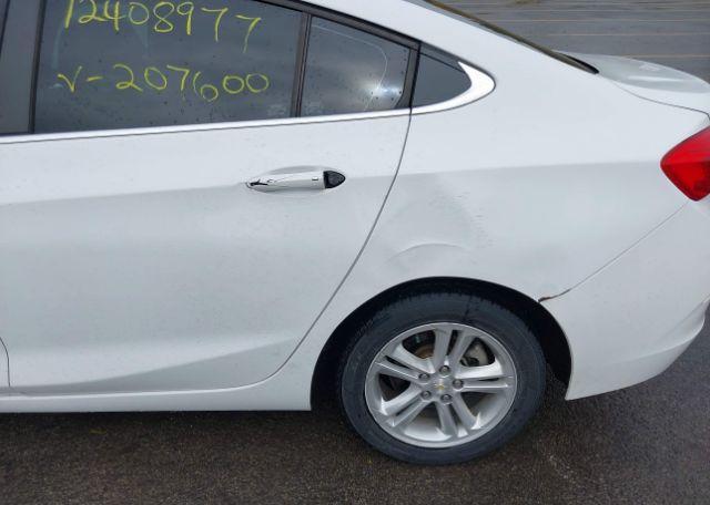 2017 CHEVROLET CRUZE LT AUTO