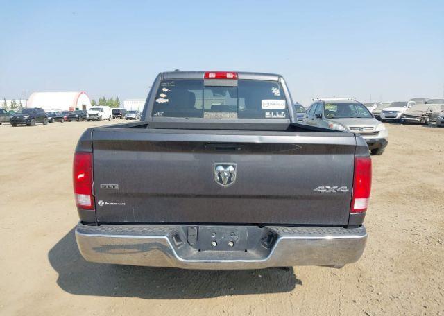 2017 RAM 1500 SLT