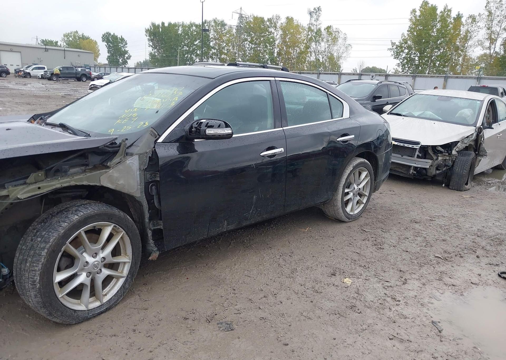 2012 NISSAN MAXIMA SV