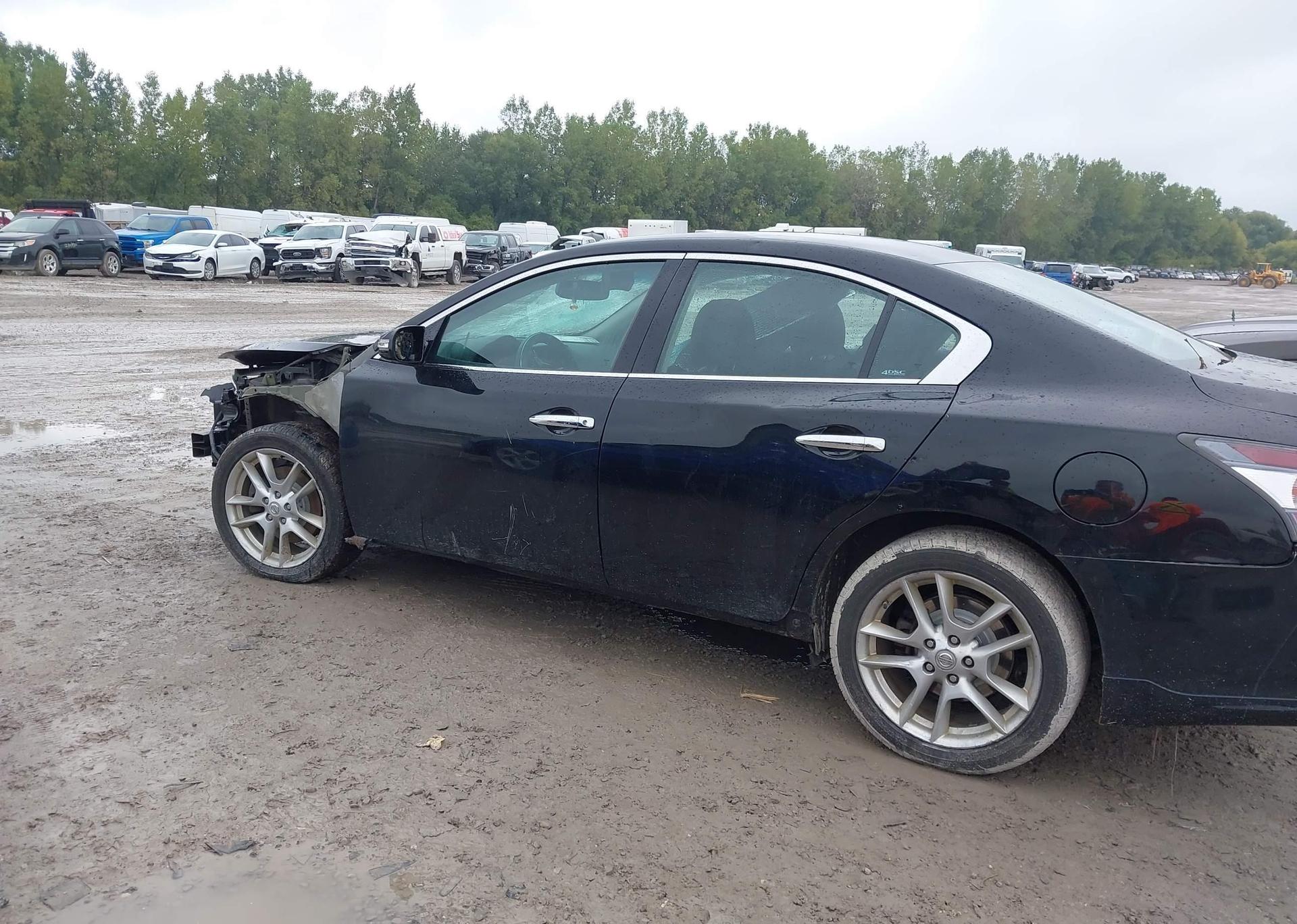2012 NISSAN MAXIMA SV