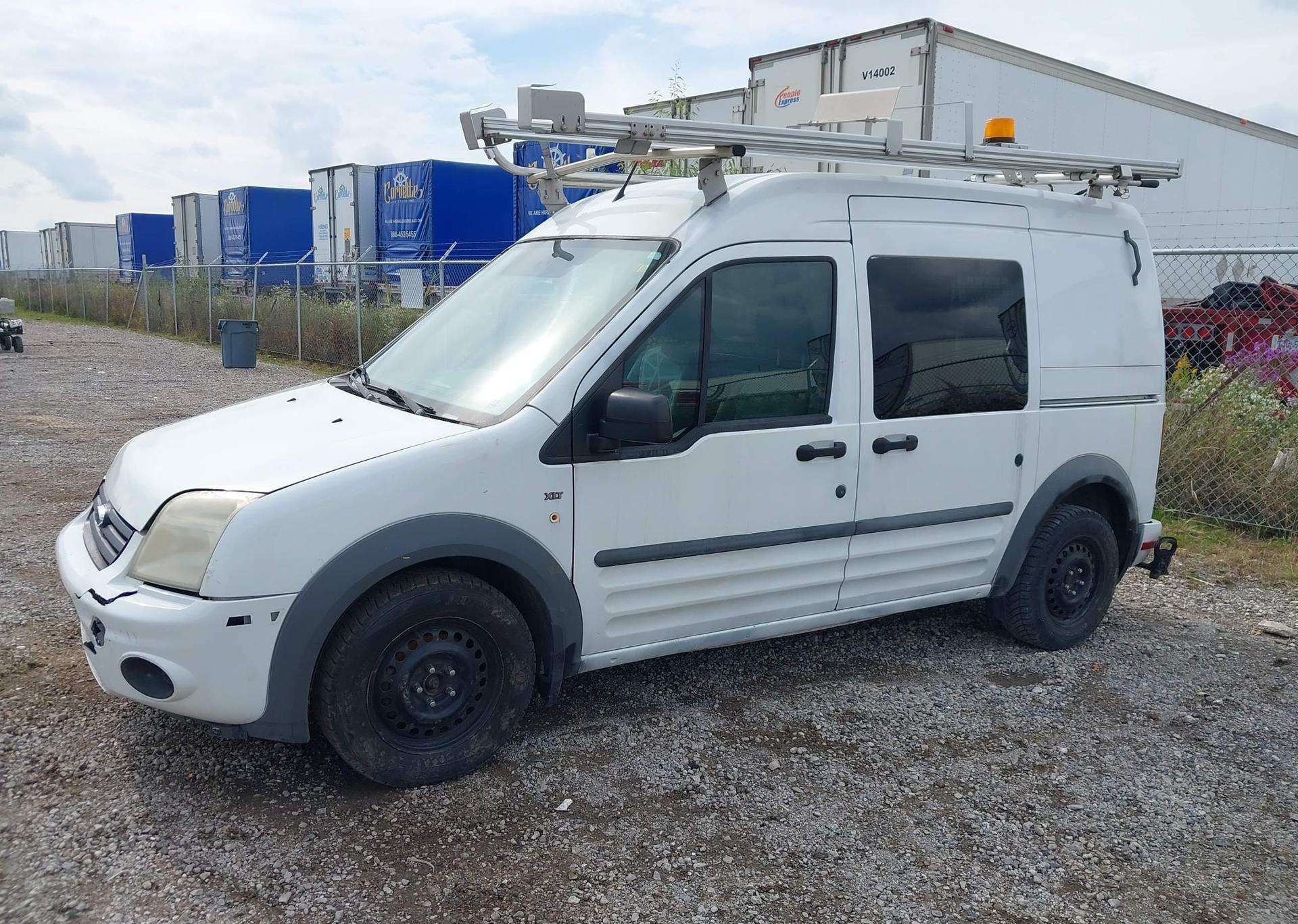 2011 FORD TRANSIT CONNECT XLT