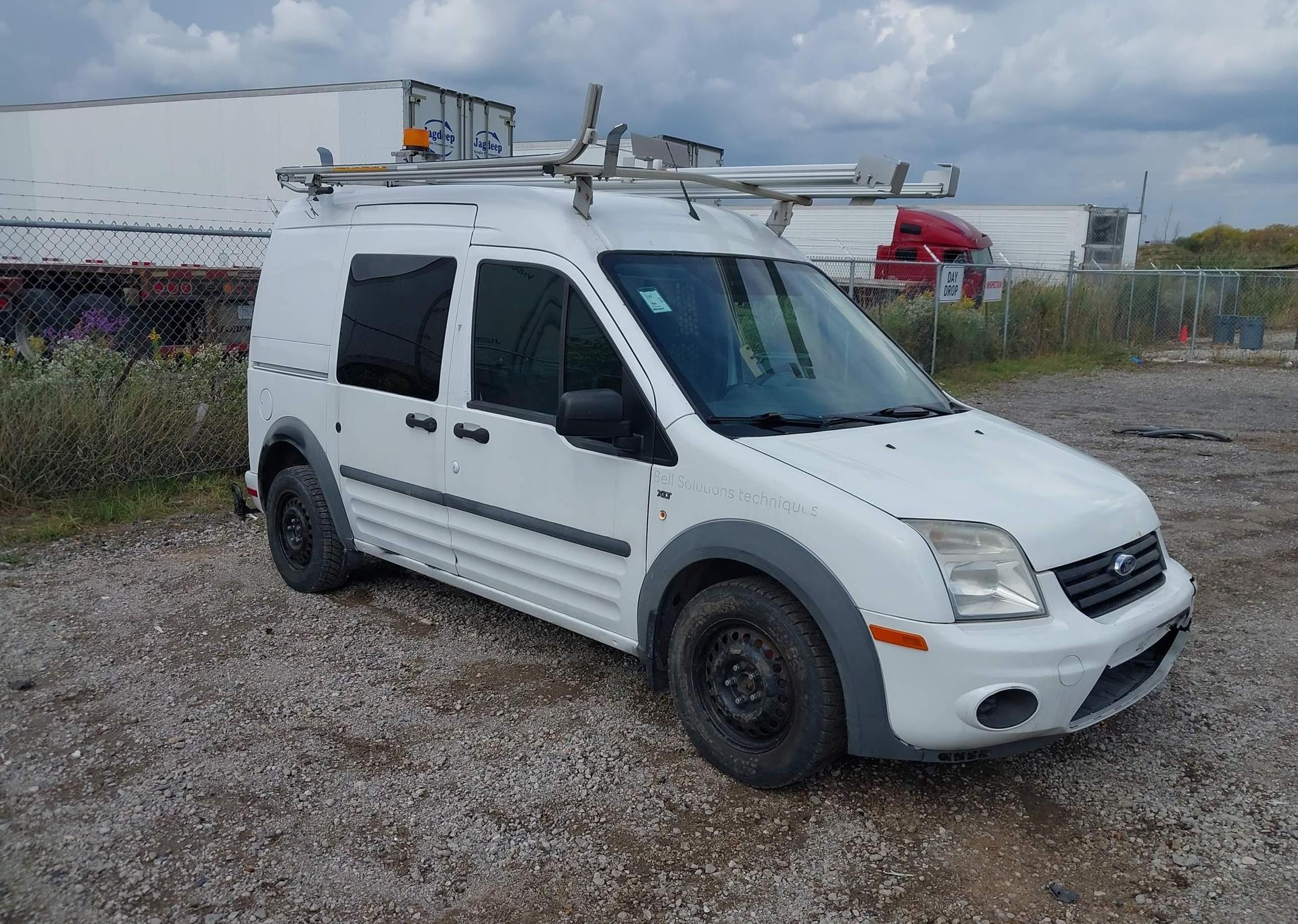 2011 FORD TRANSIT CONNECT XLT