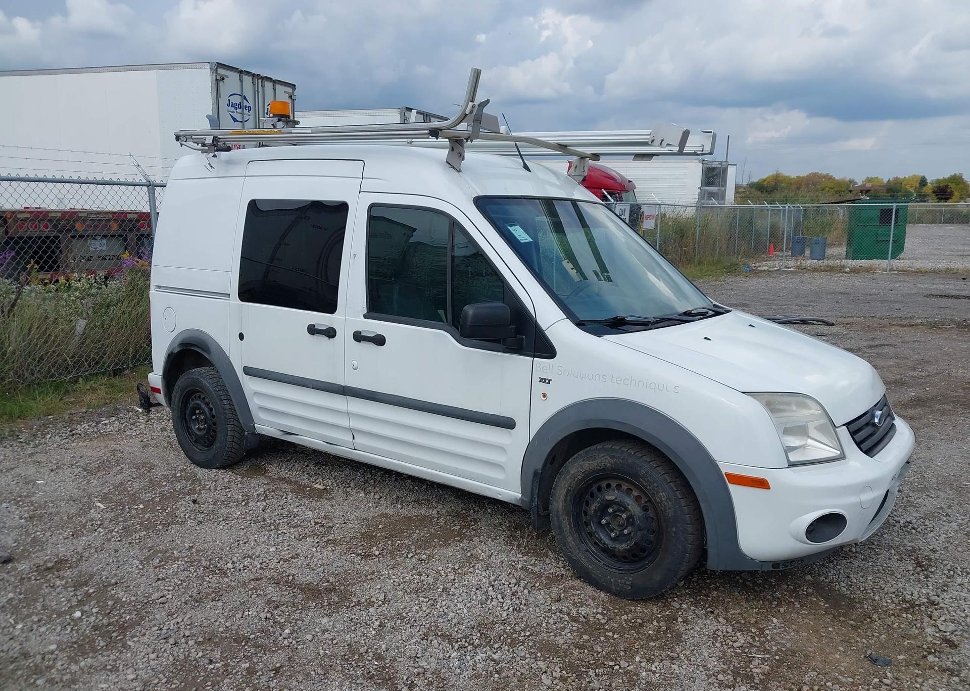 2011 FORD TRANSIT CONNECT XLT