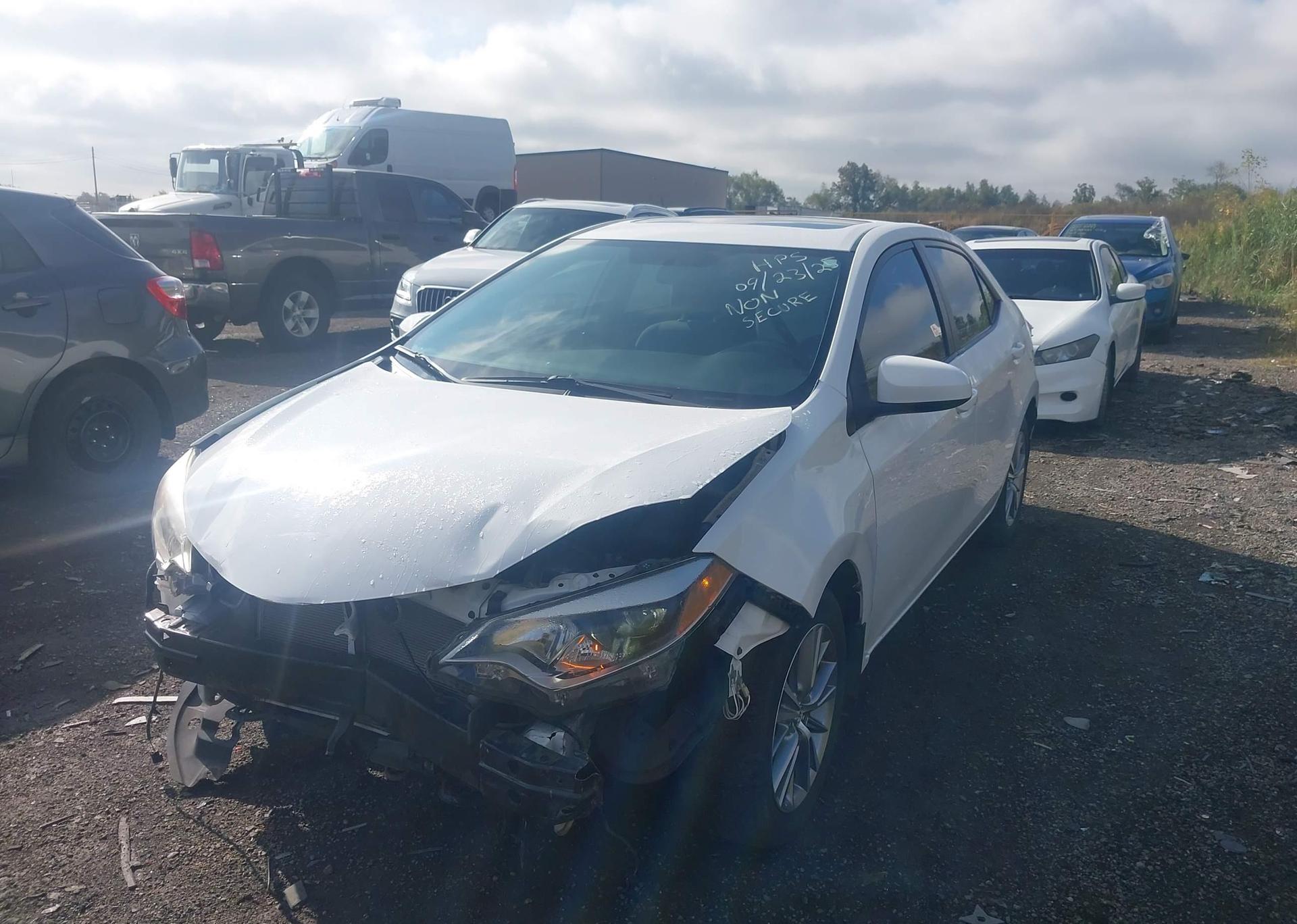 2014 TOYOTA COROLLA