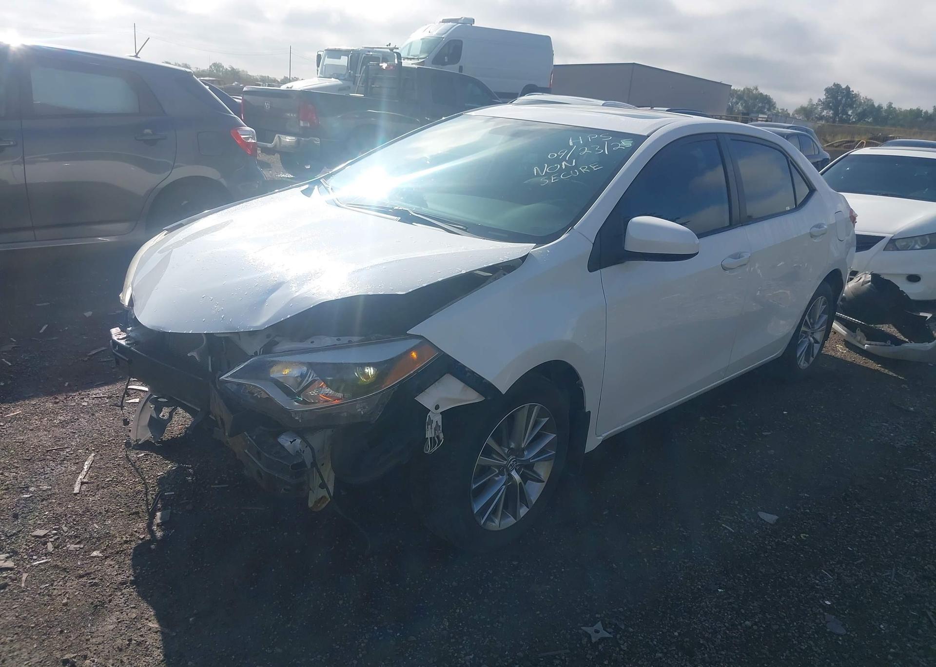 2014 TOYOTA COROLLA