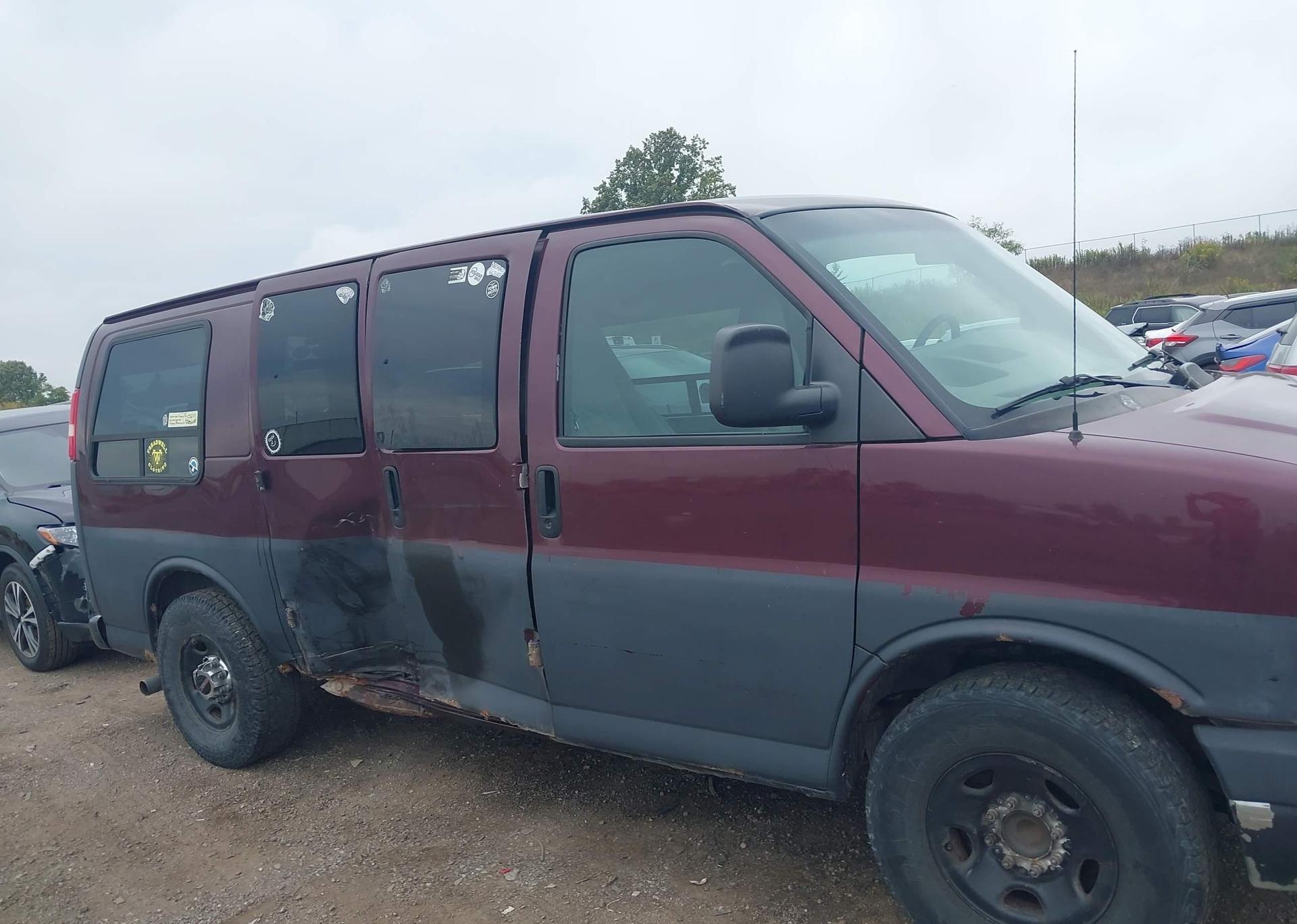 2003 GMC SAVANA STANDARD