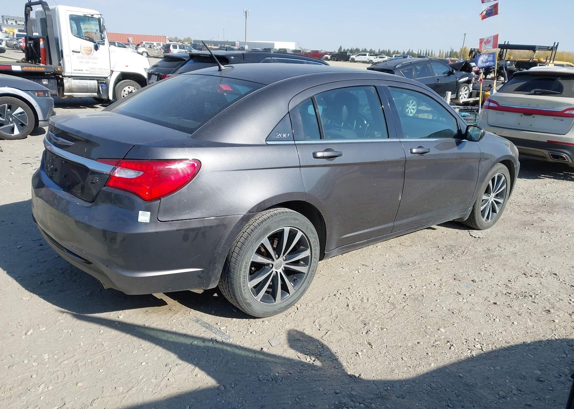 2014 CHRYSLER 200 TOURING
