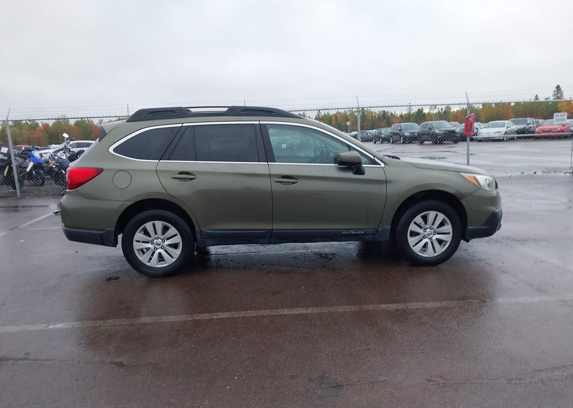 2015 SUBARU OUTBACK 2.5I