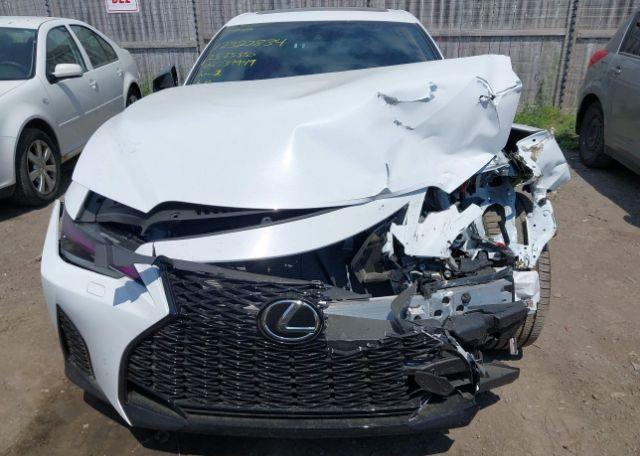 2025 LEXUS IS 350
