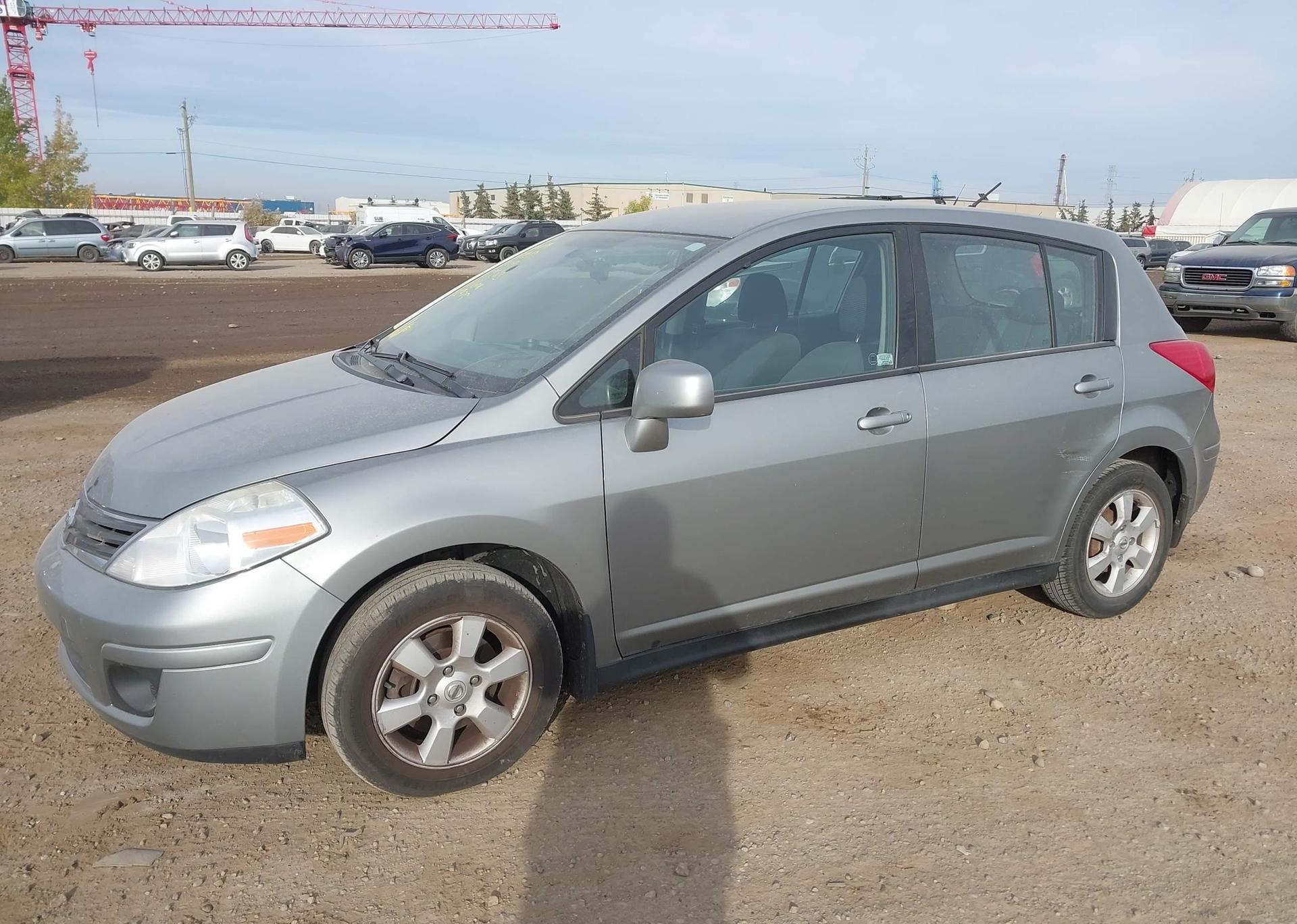 2010 NISSAN VERSA 1.8SL