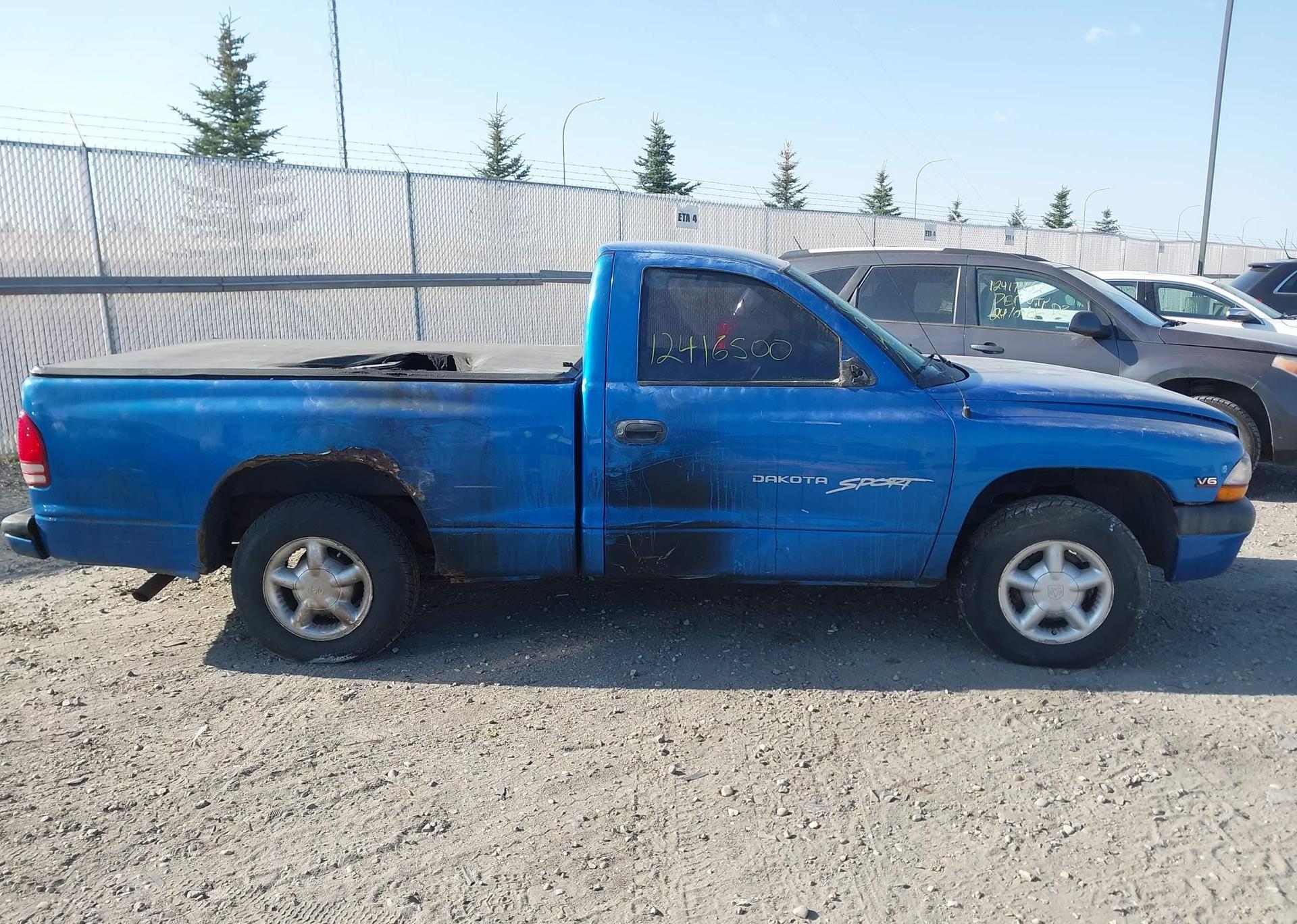 1999 DODGE DAKOTA SLT