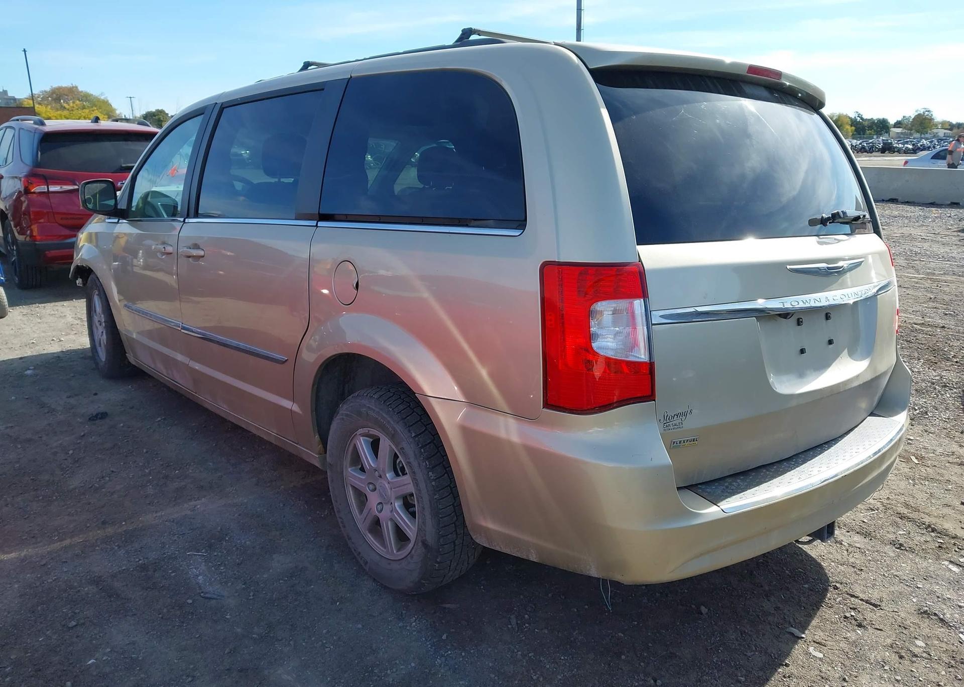2011 CHRYSLER TOWN & COUNTRY TOURING