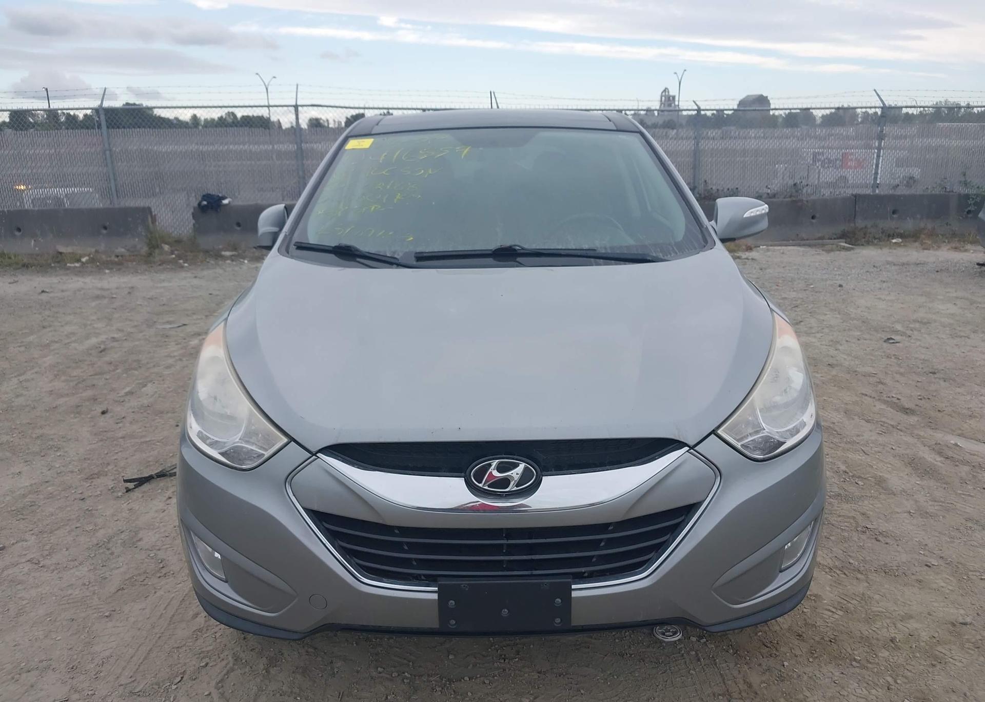 2010 HYUNDAI TUCSON LIMITED