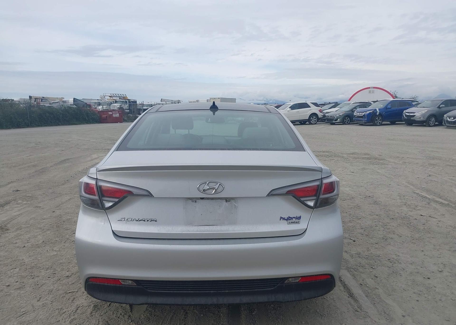 2016 HYUNDAI SONATA HYBRID LIMITED
