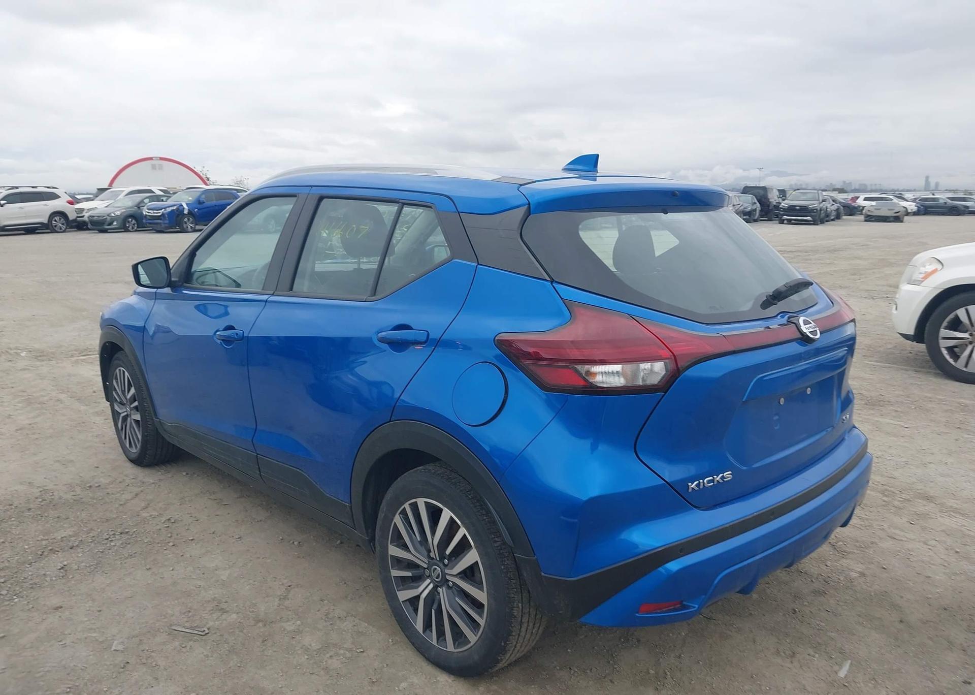 2021 NISSAN KICKS SV