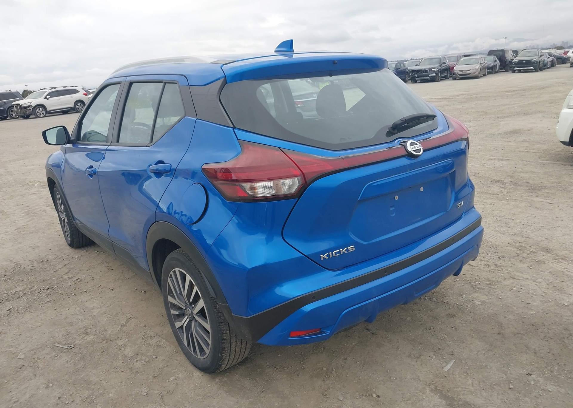 2021 NISSAN KICKS SV