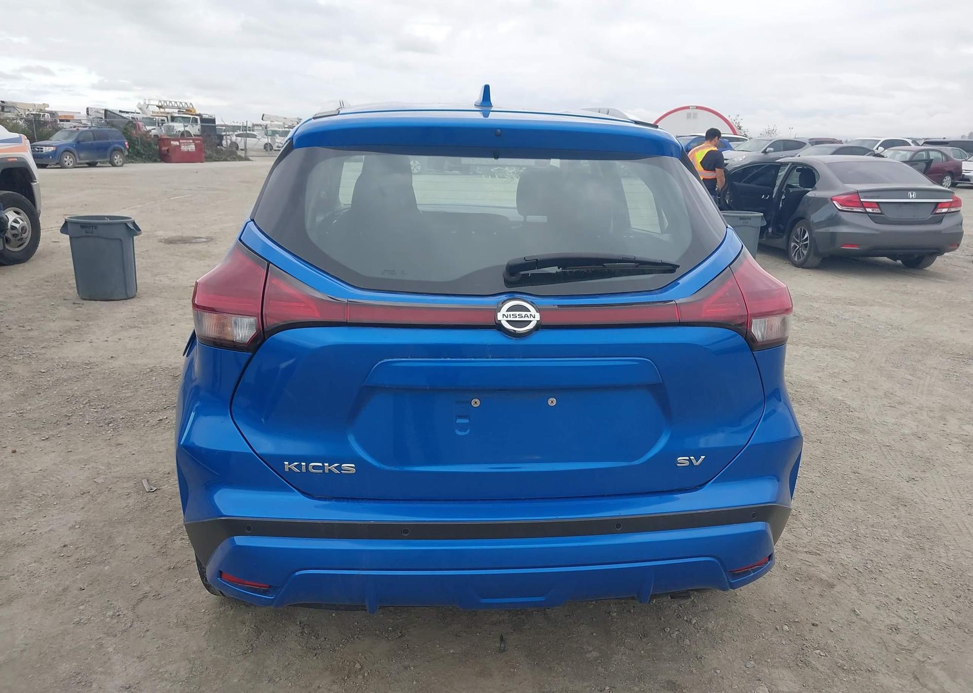 2021 NISSAN KICKS SV