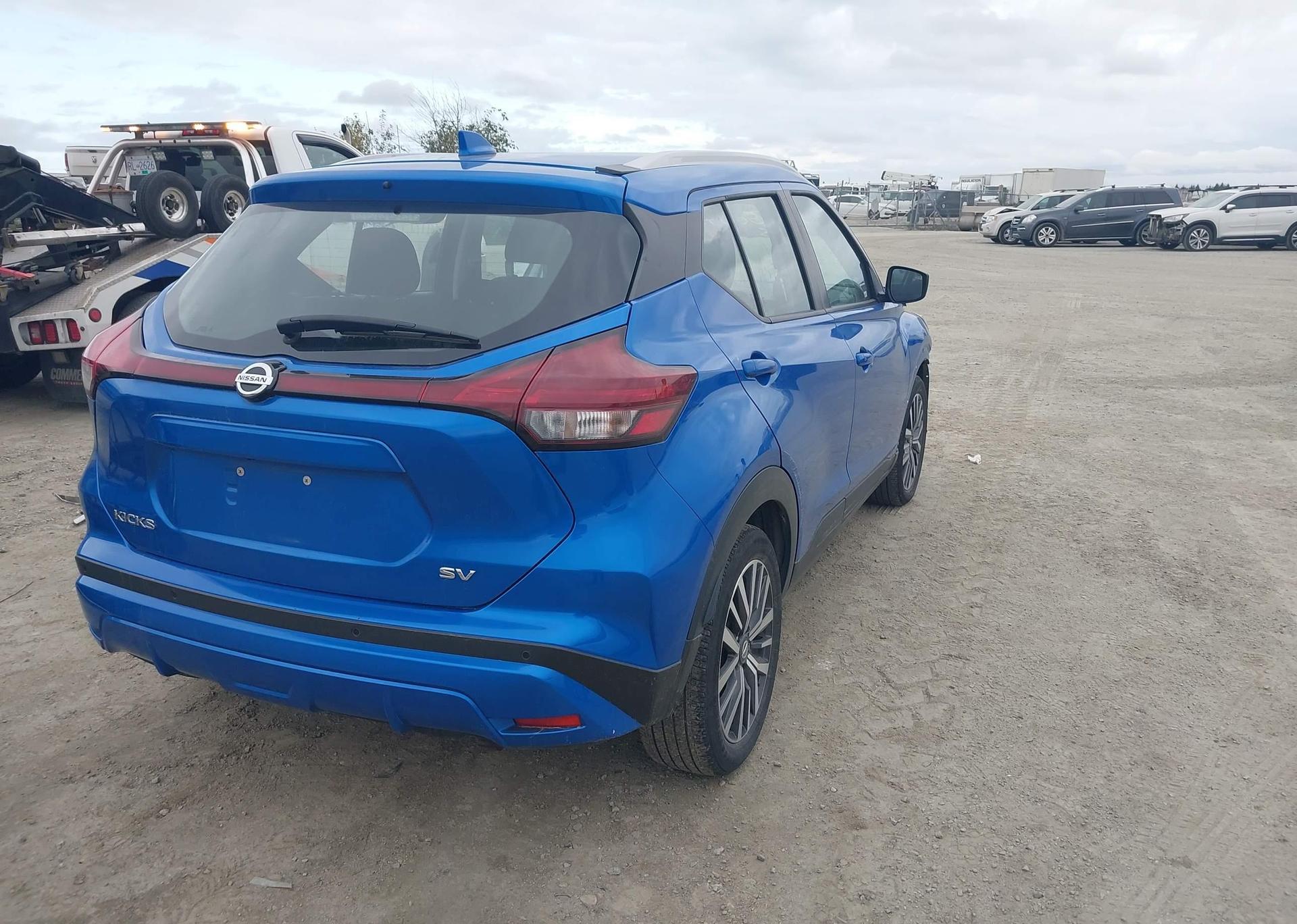 2021 NISSAN KICKS SV