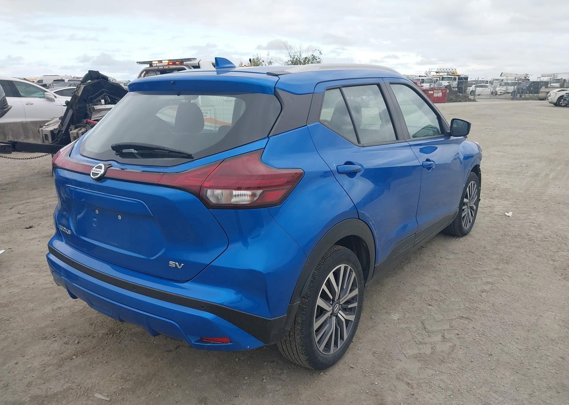 2021 NISSAN KICKS SV