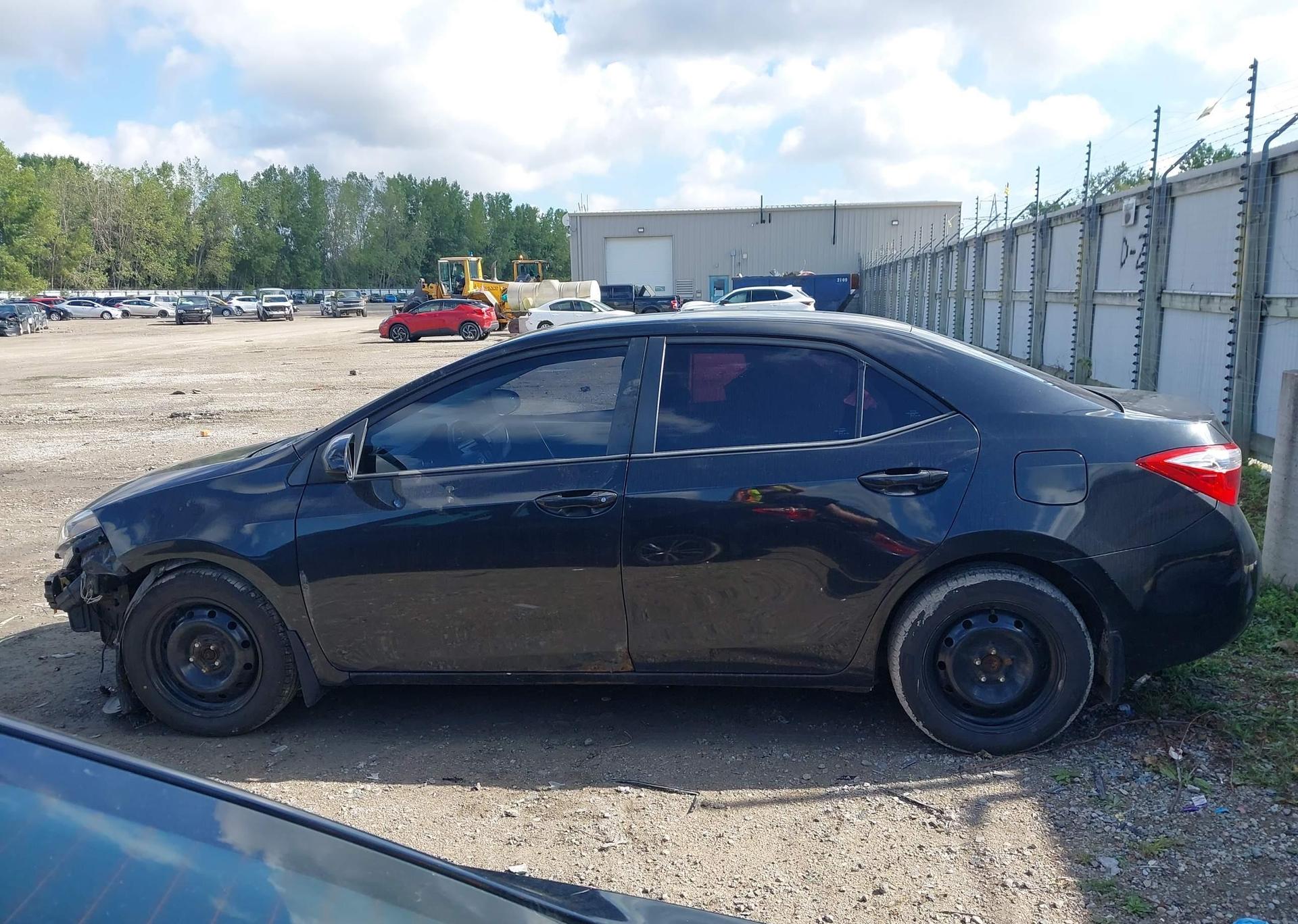 2014 TOYOTA COROLLA LE