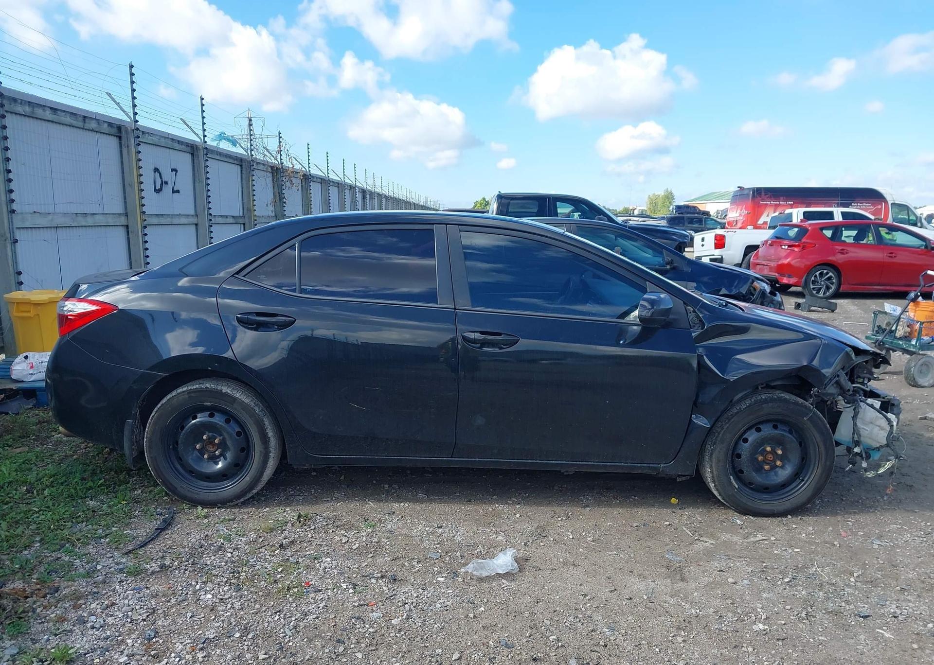 2014 TOYOTA COROLLA LE