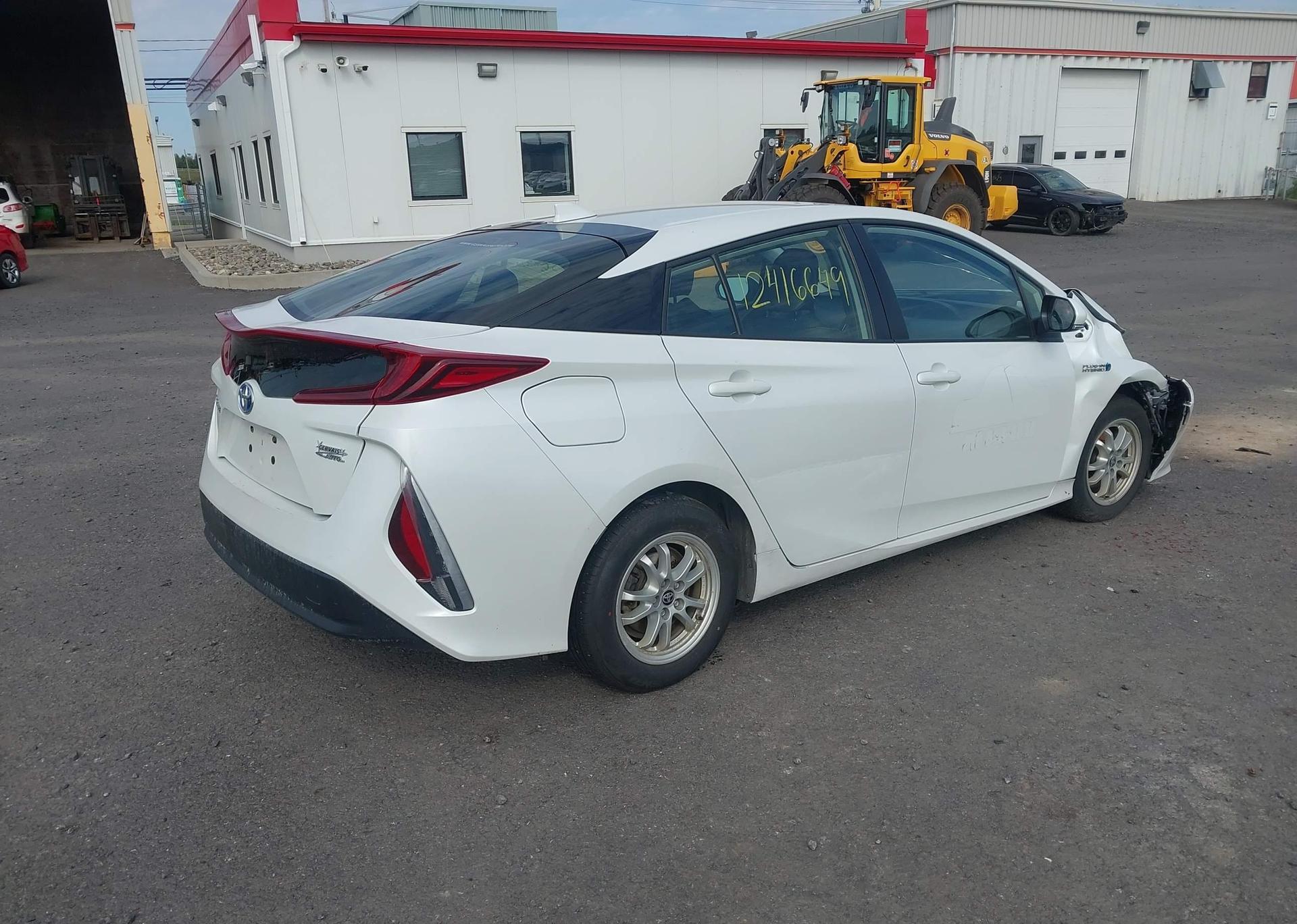 2021 TOYOTA PRIUS PRIME LE