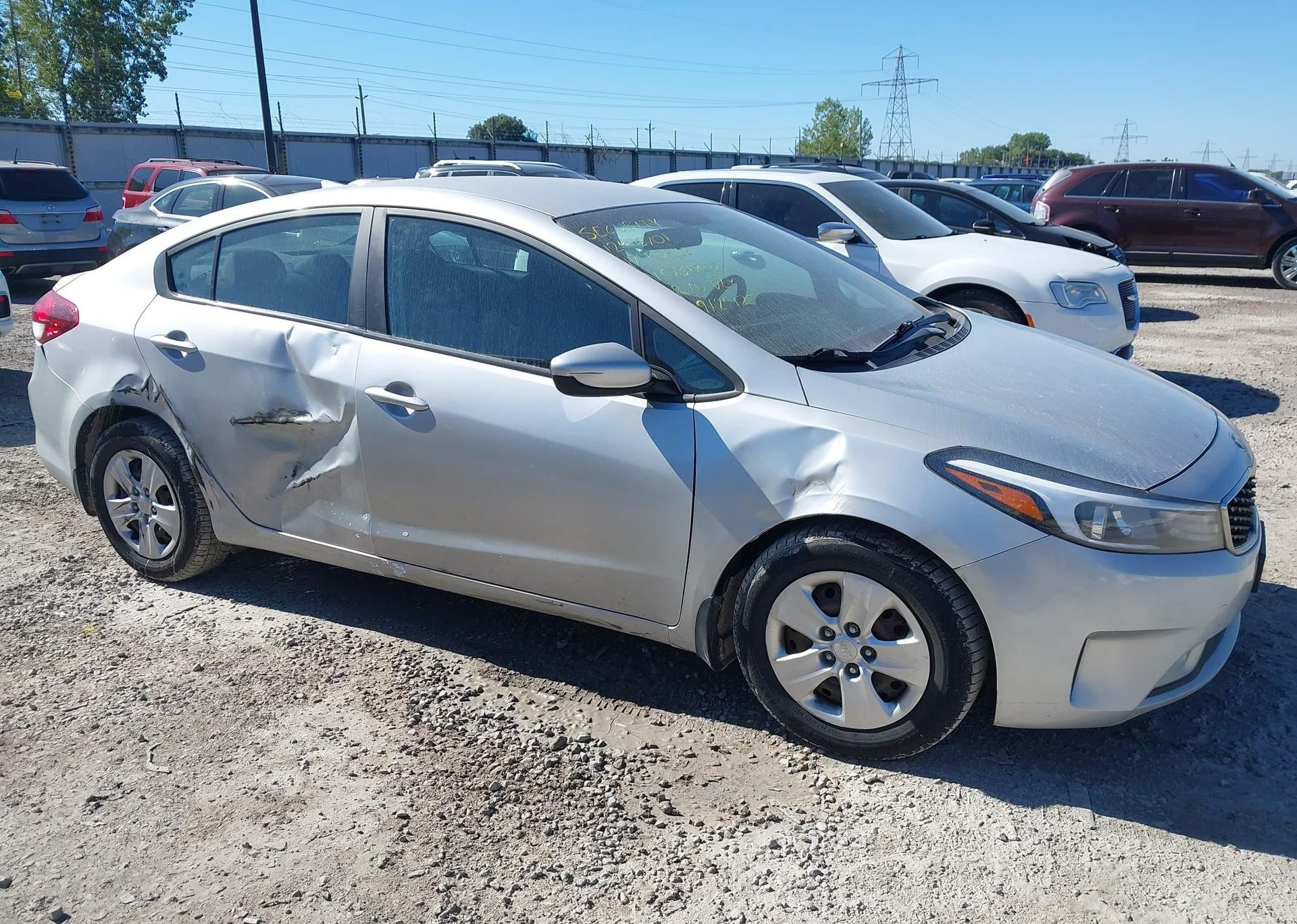 2017 KIA FORTE EX
