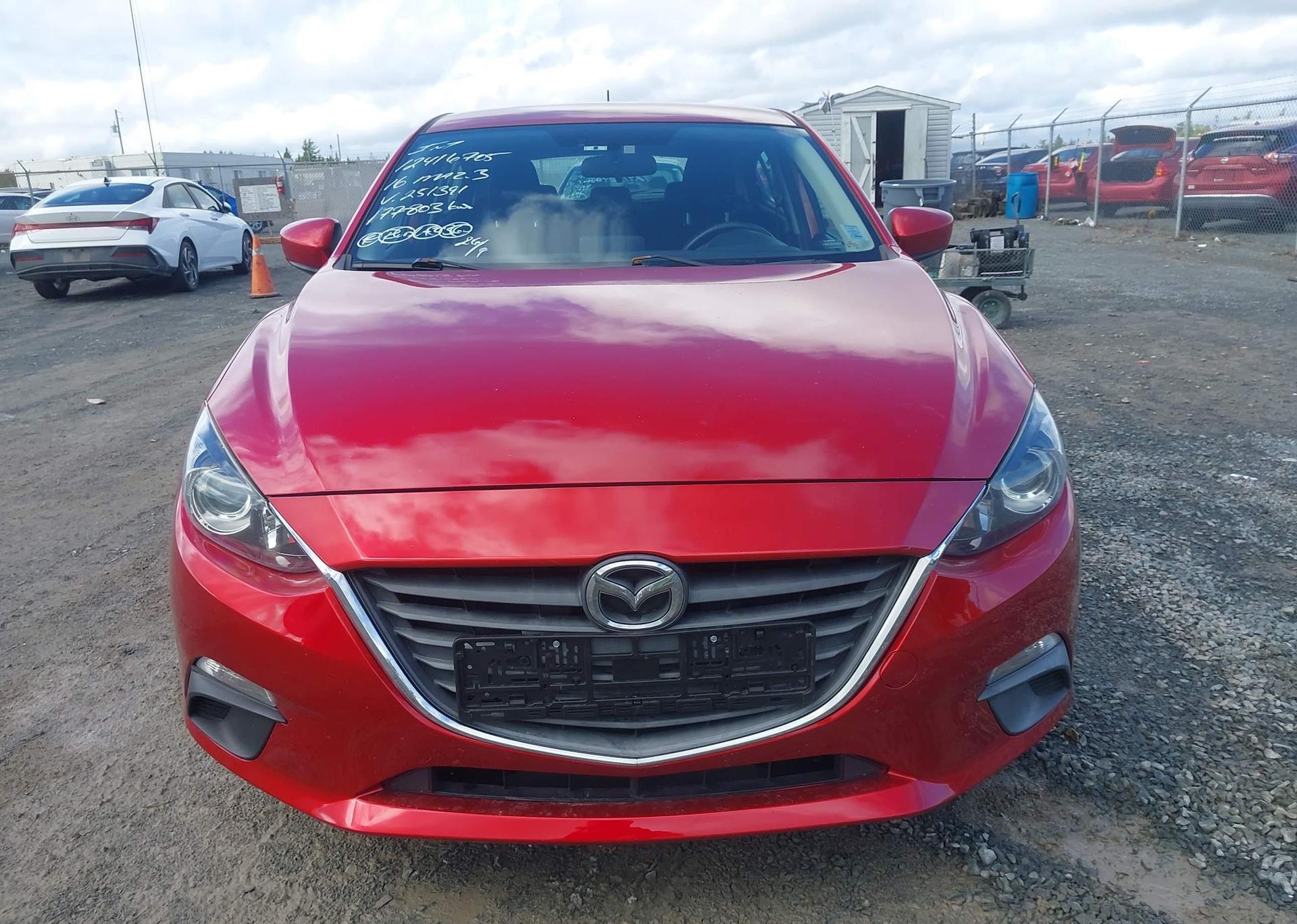 2016 MAZDA MAZDA3 GS