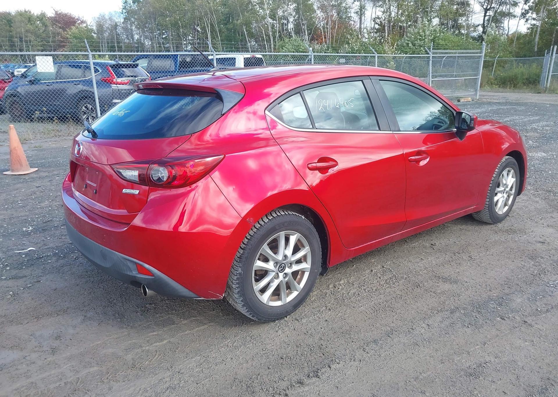 2016 MAZDA MAZDA3 GS