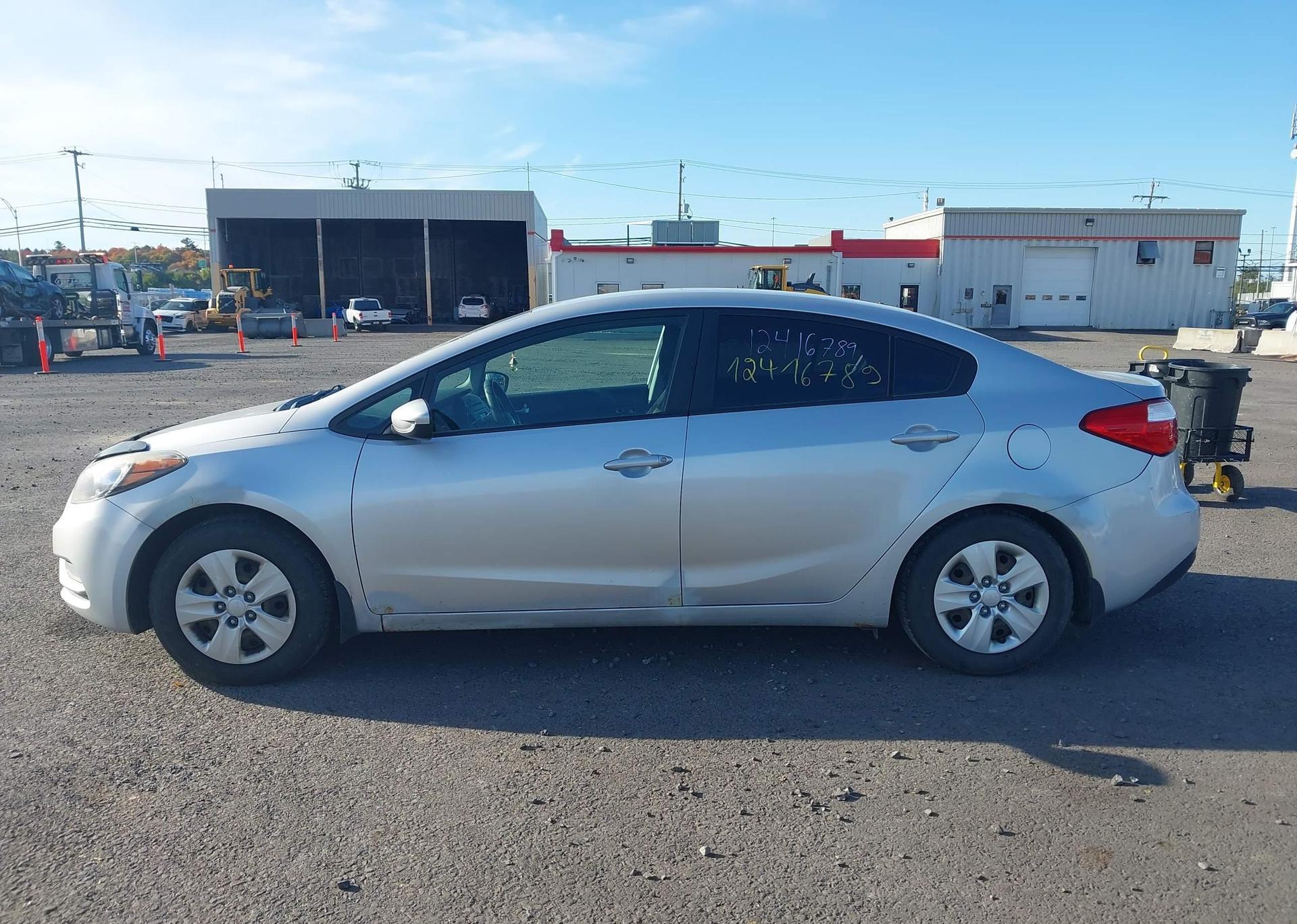 2015 KIA FORTE 1.8L LX