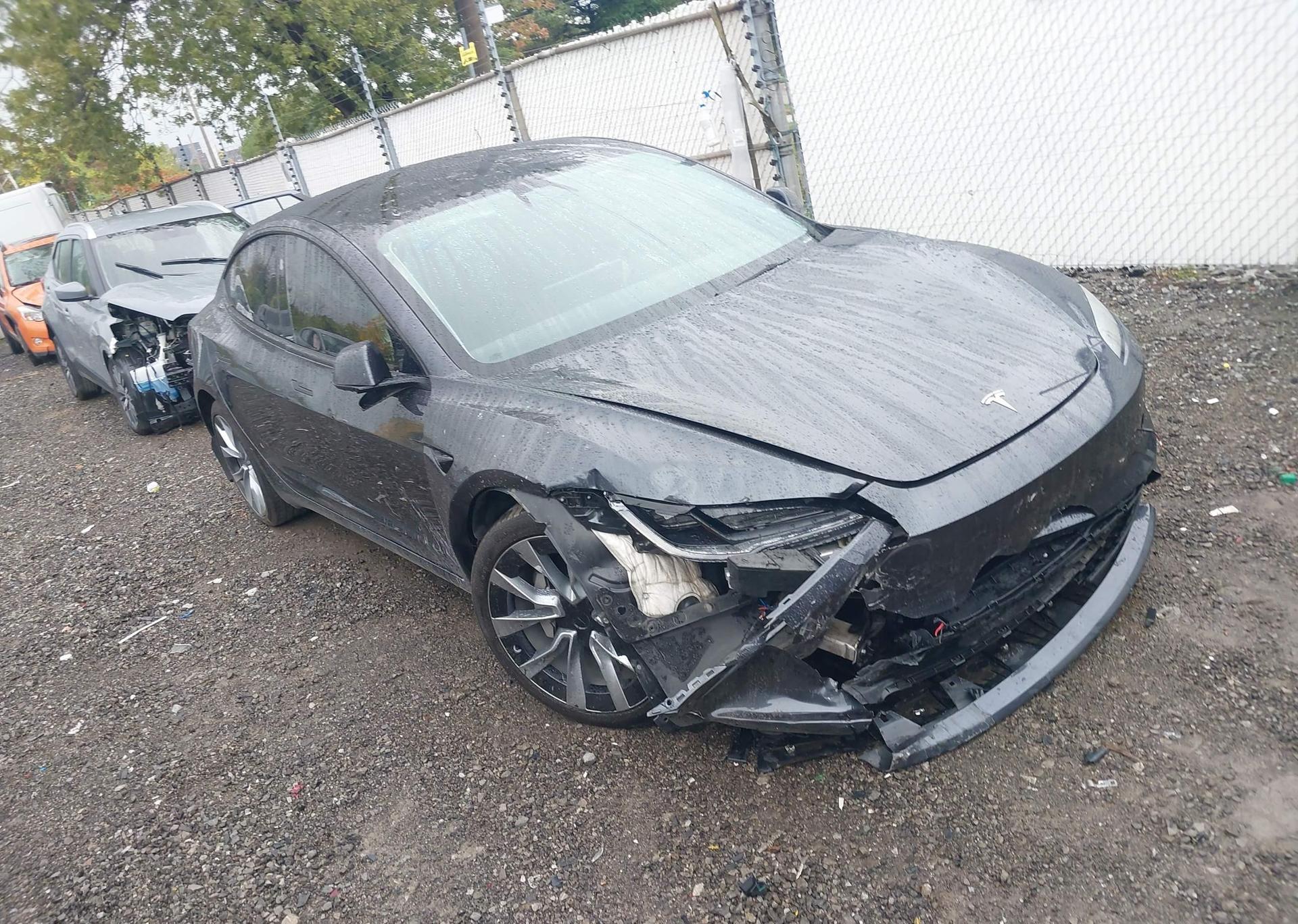 2024 TESLA MODEL 3