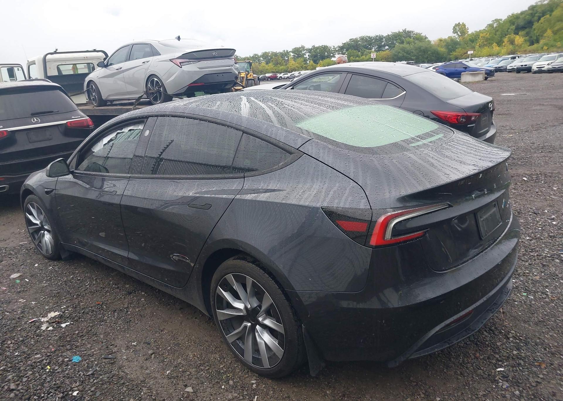 2024 TESLA MODEL 3