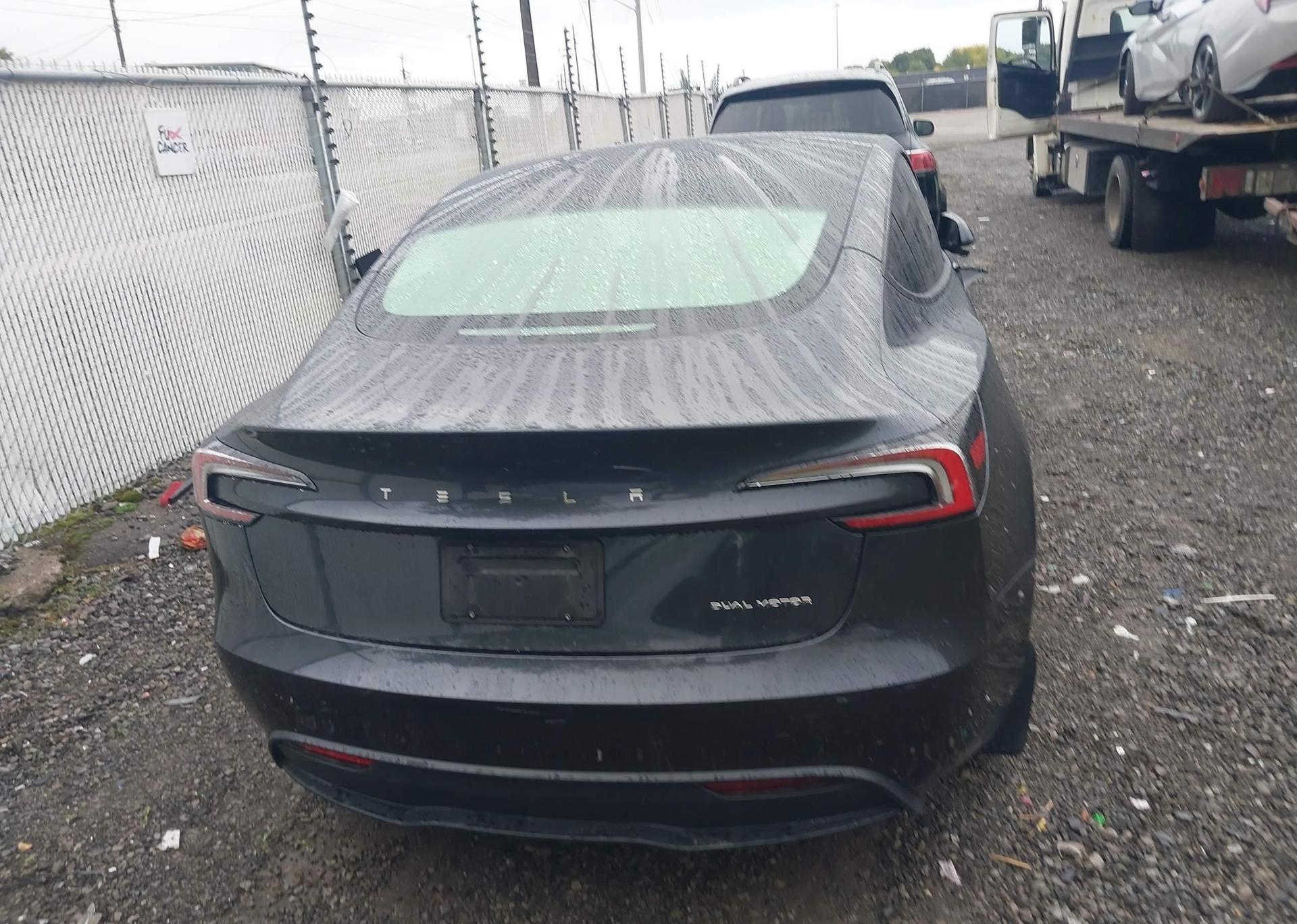 2024 TESLA MODEL 3