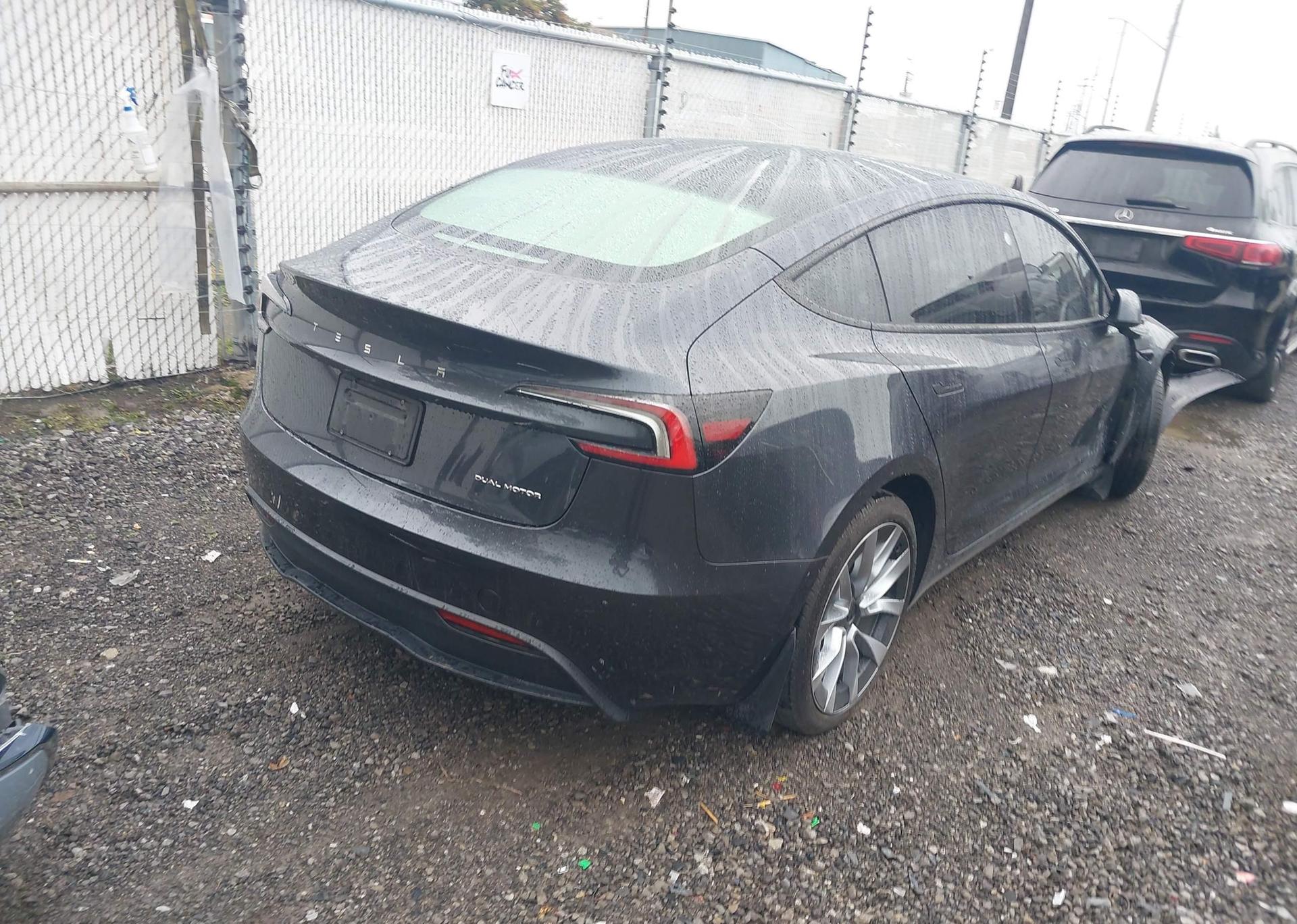2024 TESLA MODEL 3