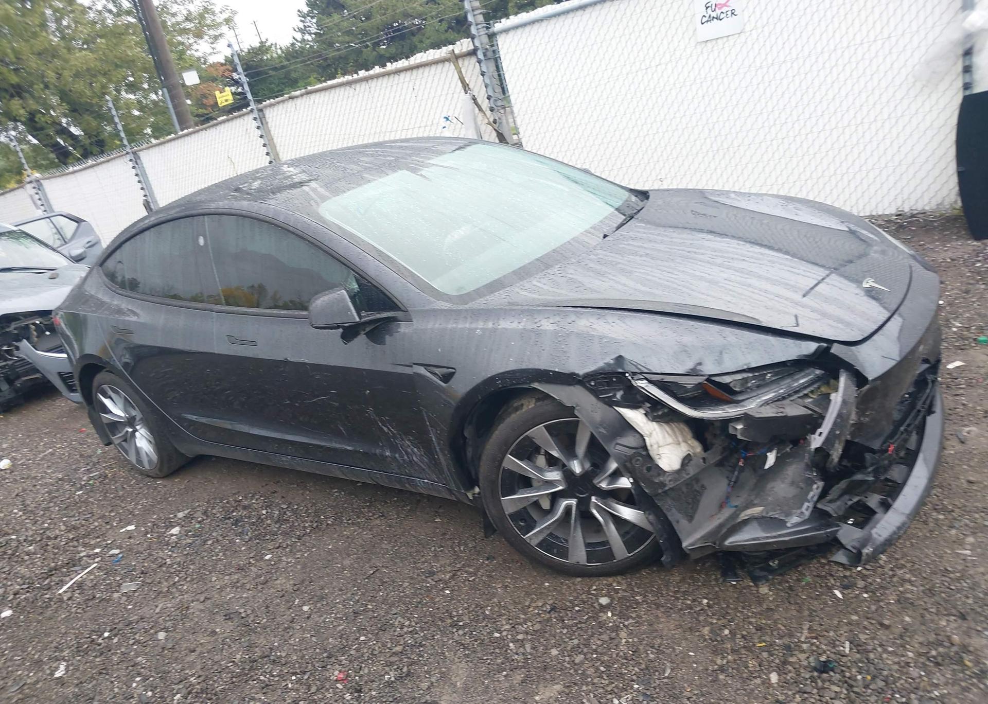 2024 TESLA MODEL 3