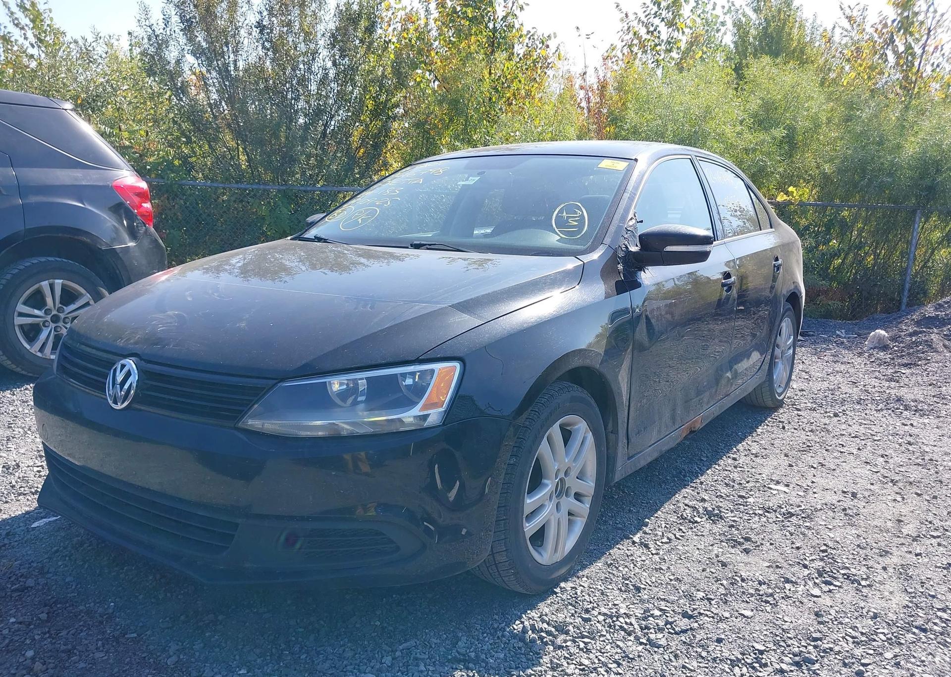 2011 VOLKSWAGEN JETTA
