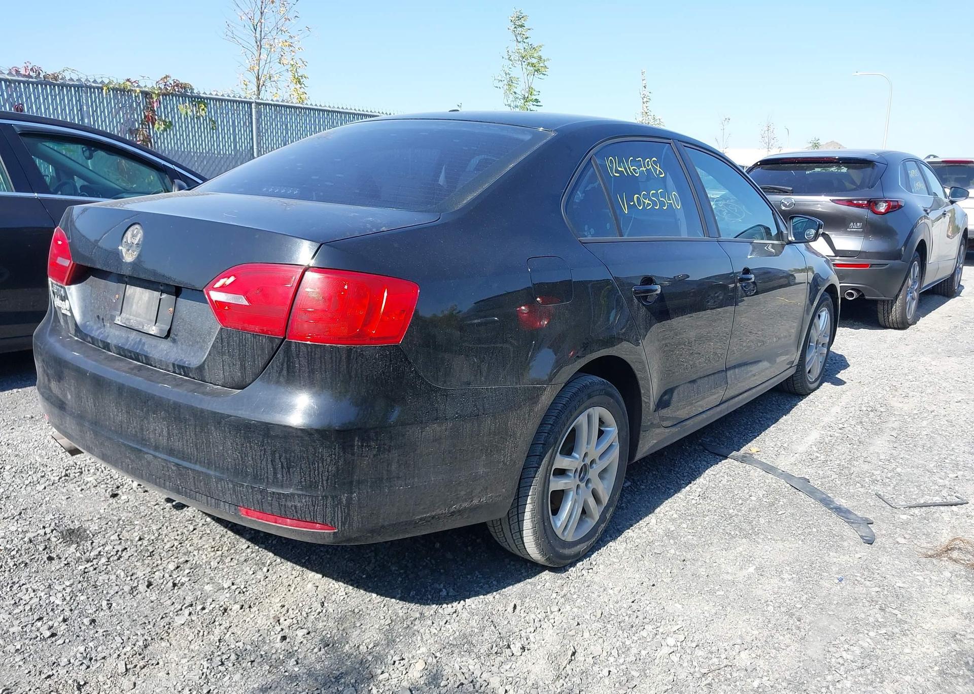 2011 VOLKSWAGEN JETTA