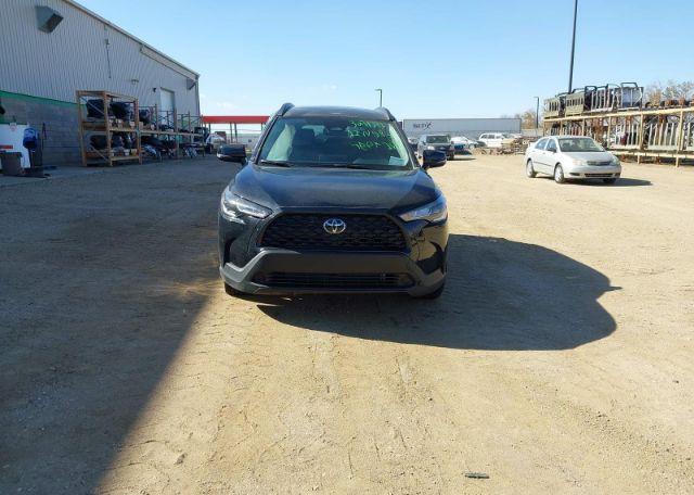 2025 TOYOTA COROLLA CROSS LE