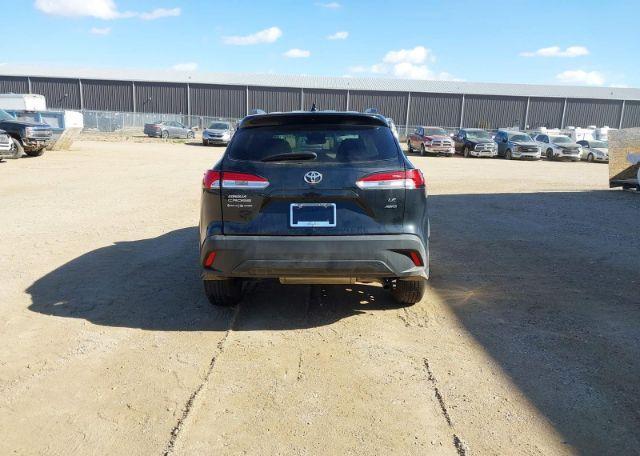 2025 TOYOTA COROLLA CROSS LE