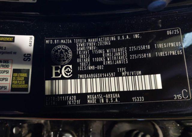 2025 TOYOTA COROLLA CROSS LE