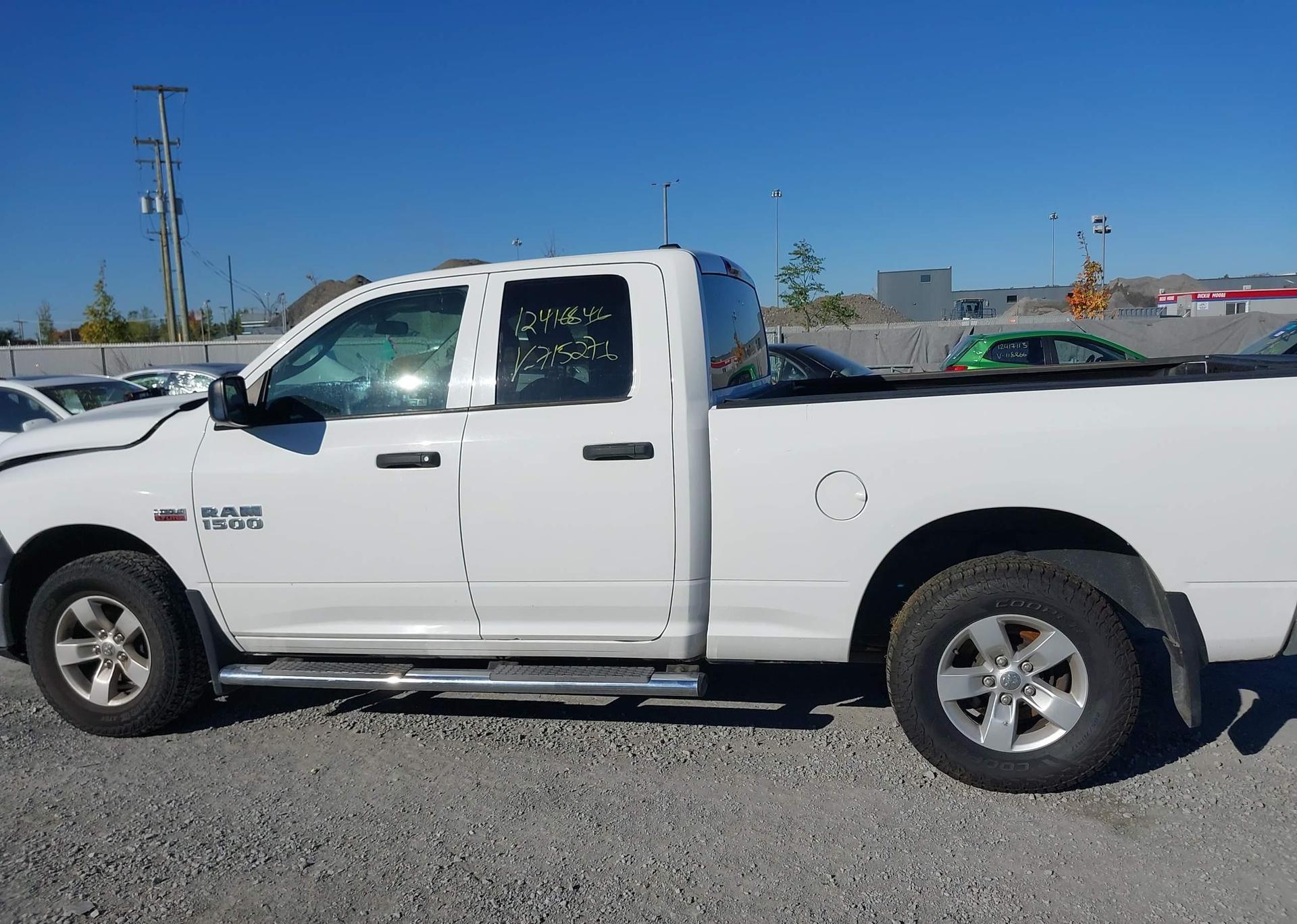 2015 RAM 1500 ST
