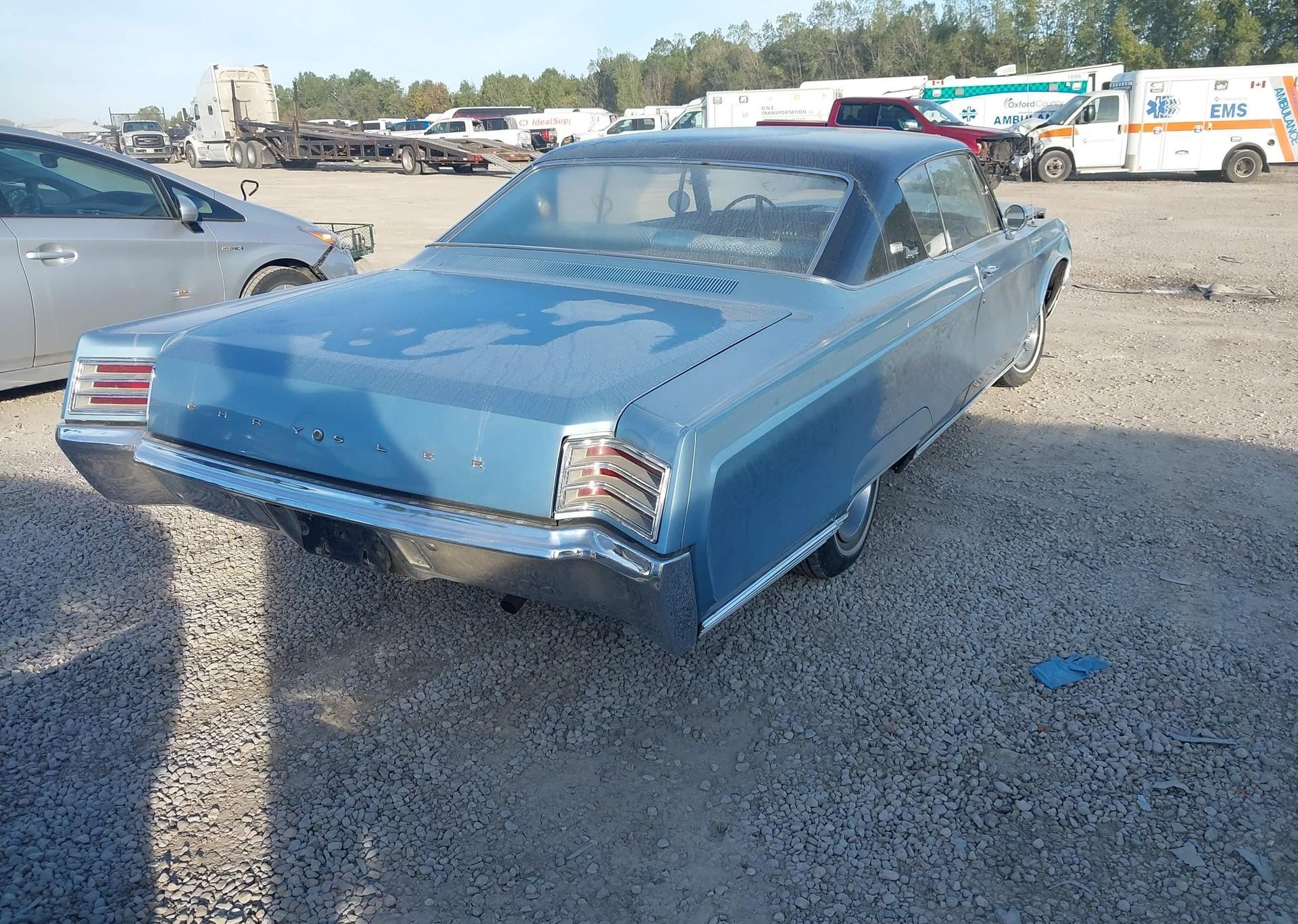 1967 CHRYSLER NEWPORT