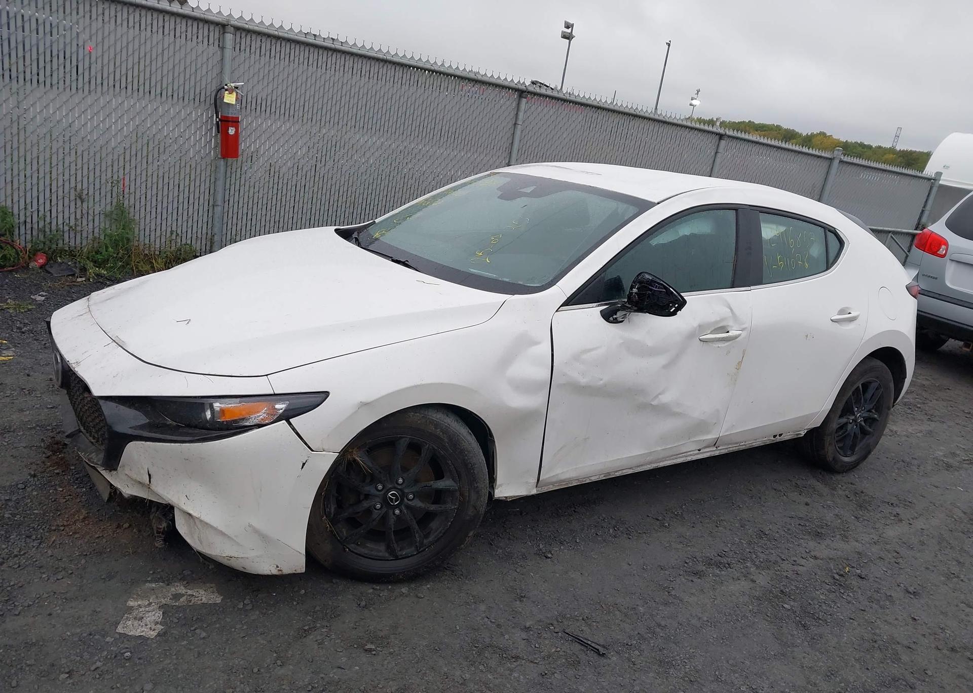 2022 MAZDA MAZDA3 GS