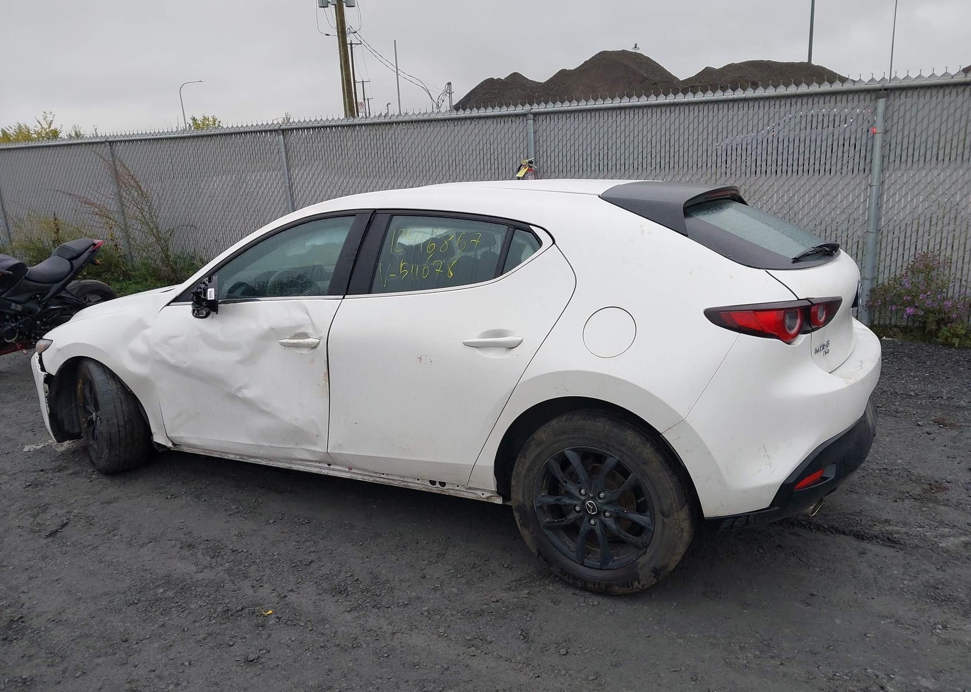 2022 MAZDA MAZDA3 GS