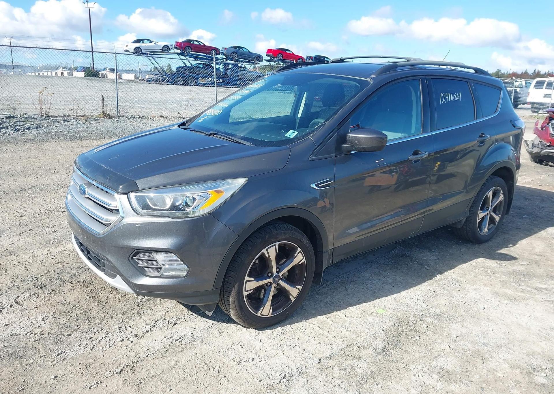 2017 FORD ESCAPE SE