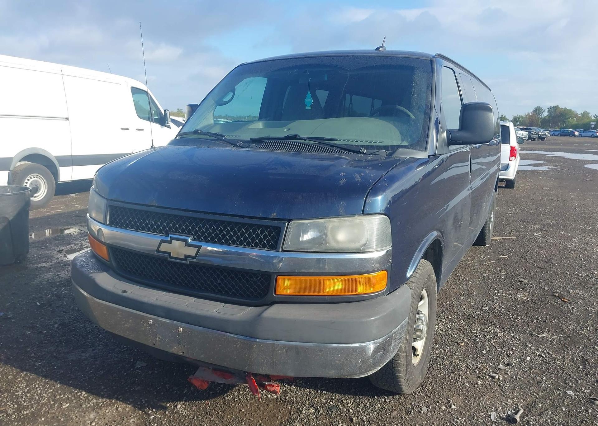 2014 CHEVROLET EXPRESS G3500 LT