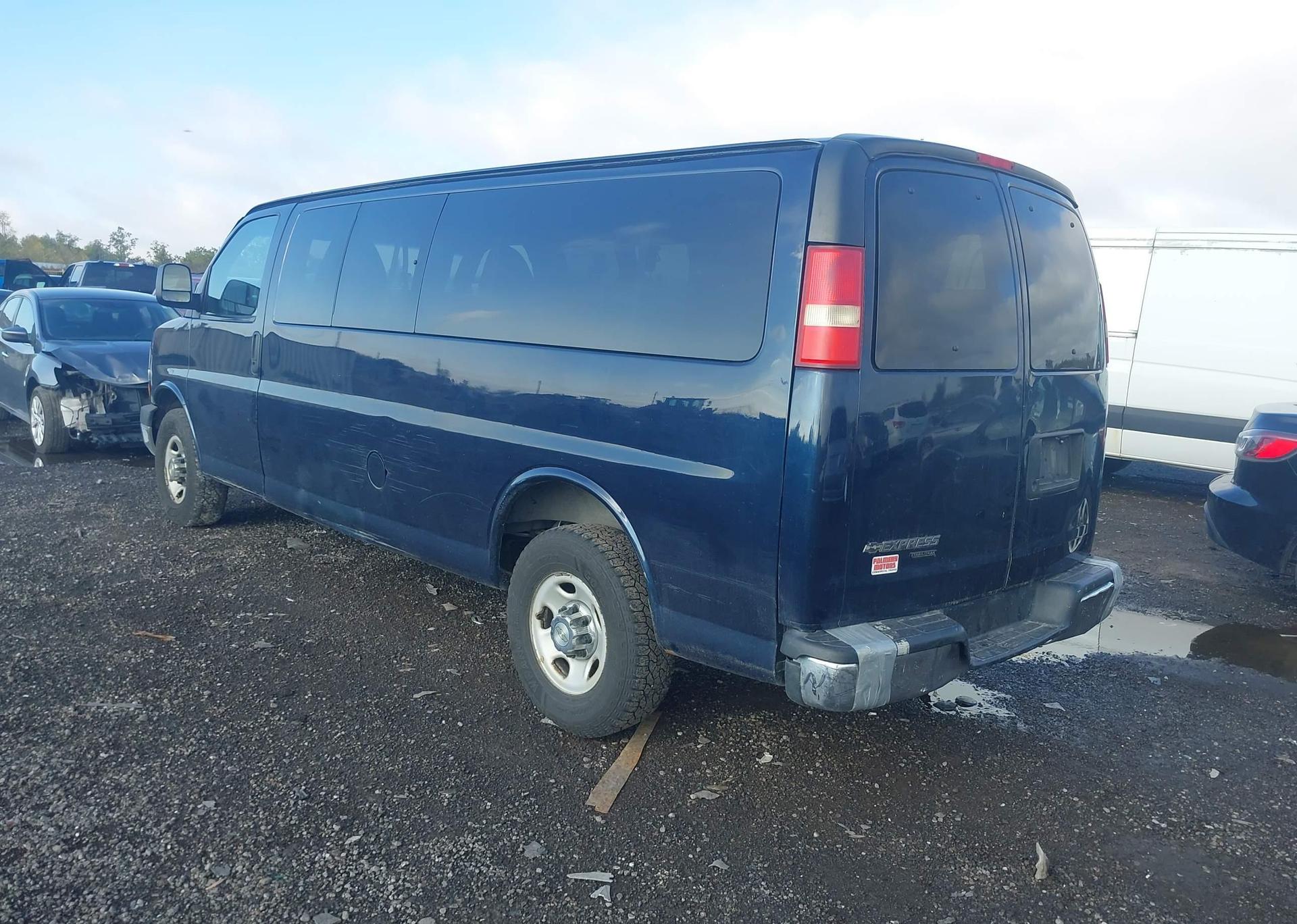 2014 CHEVROLET EXPRESS G3500 LT