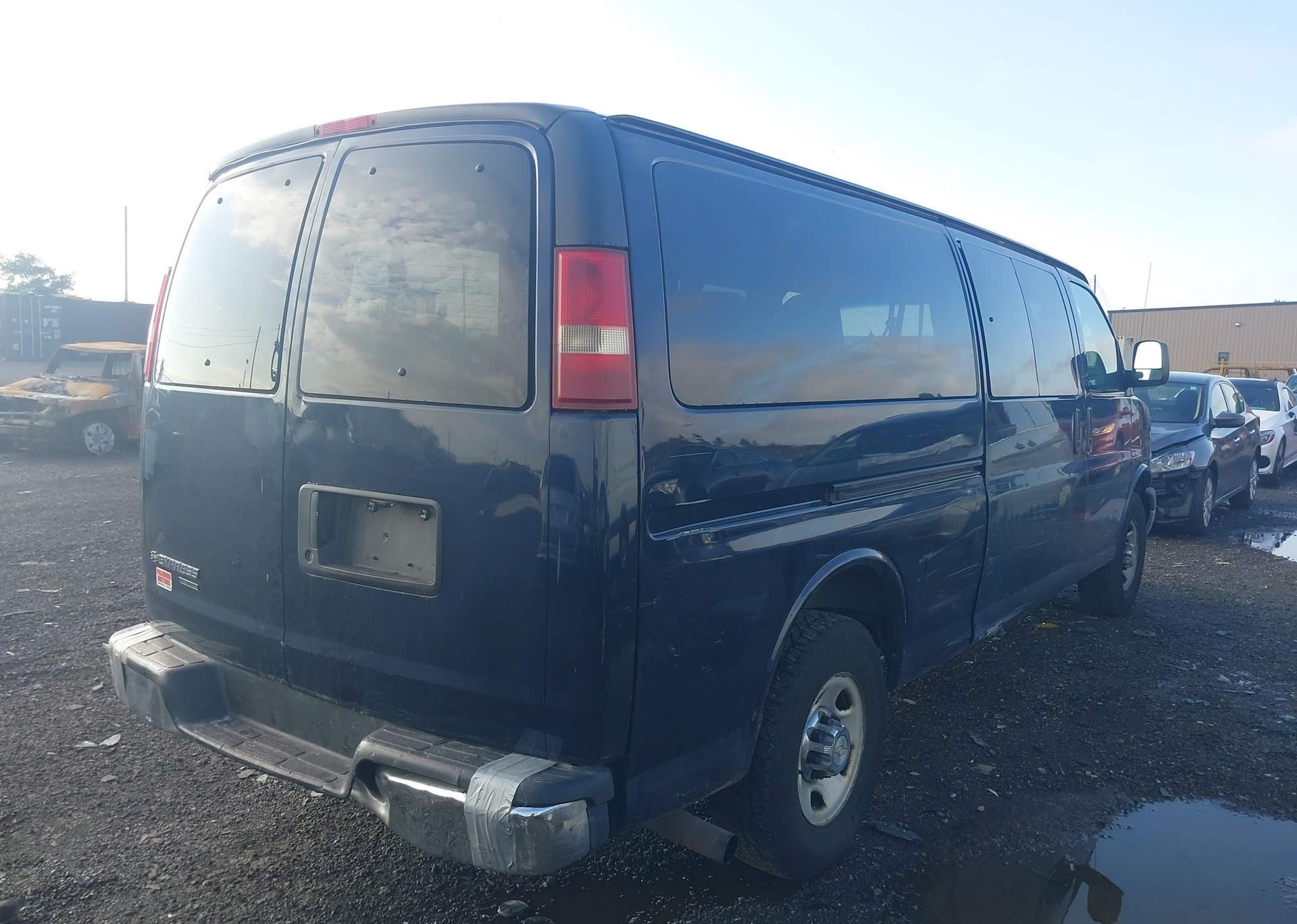 2014 CHEVROLET EXPRESS G3500 LT