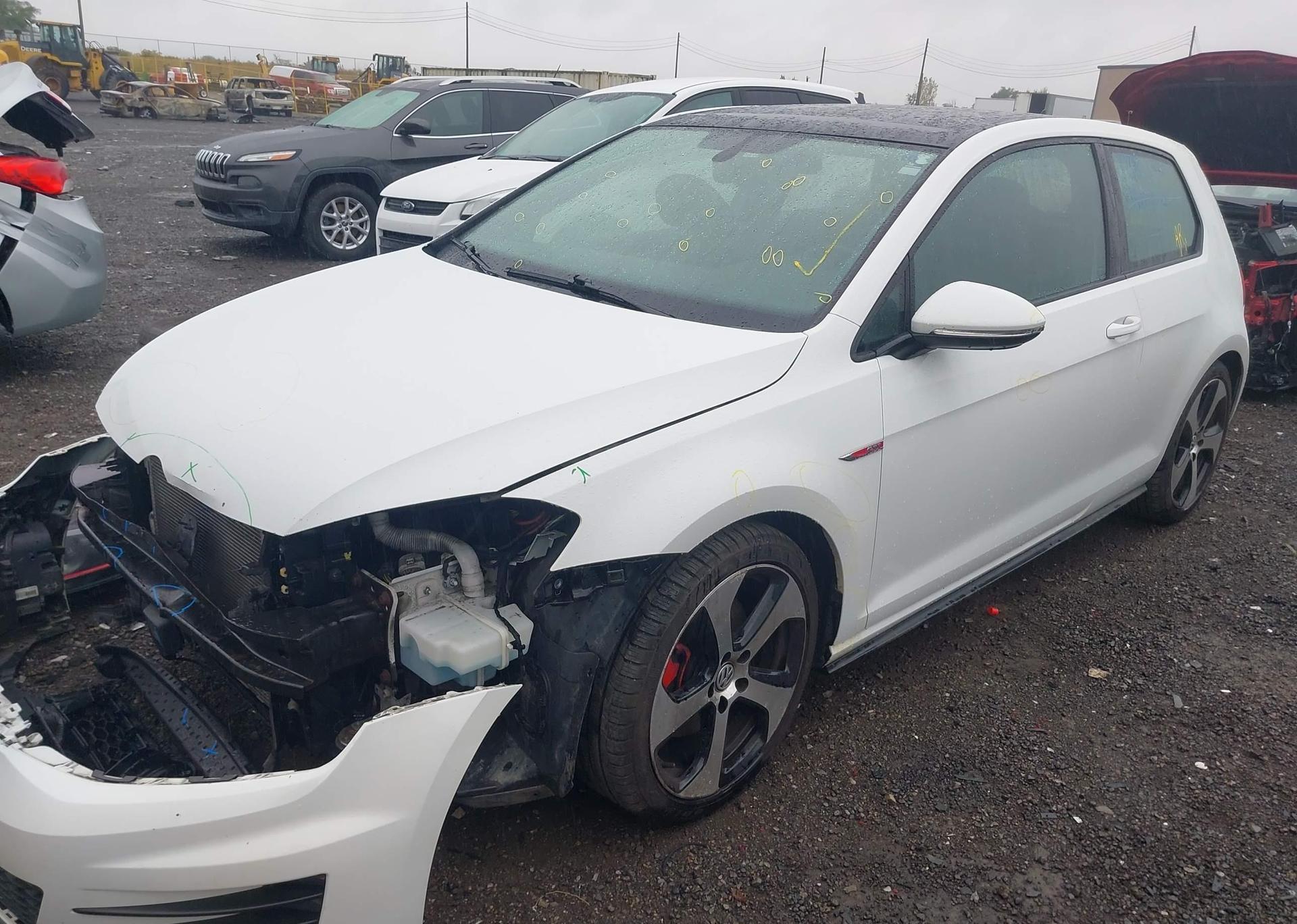 2015 VOLKSWAGEN GOLF GTI 3-DOOR