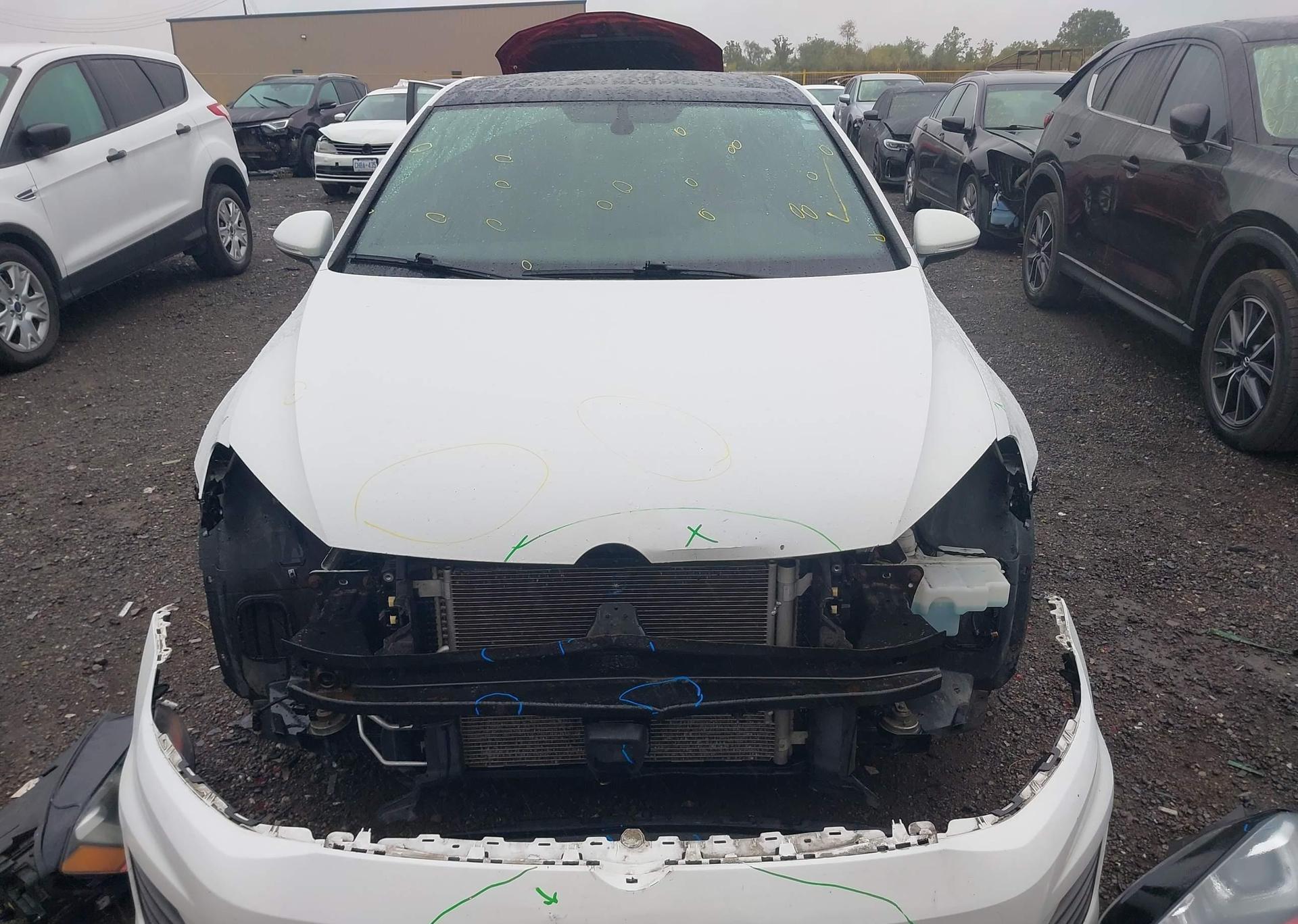 2015 VOLKSWAGEN GOLF GTI 3-DOOR